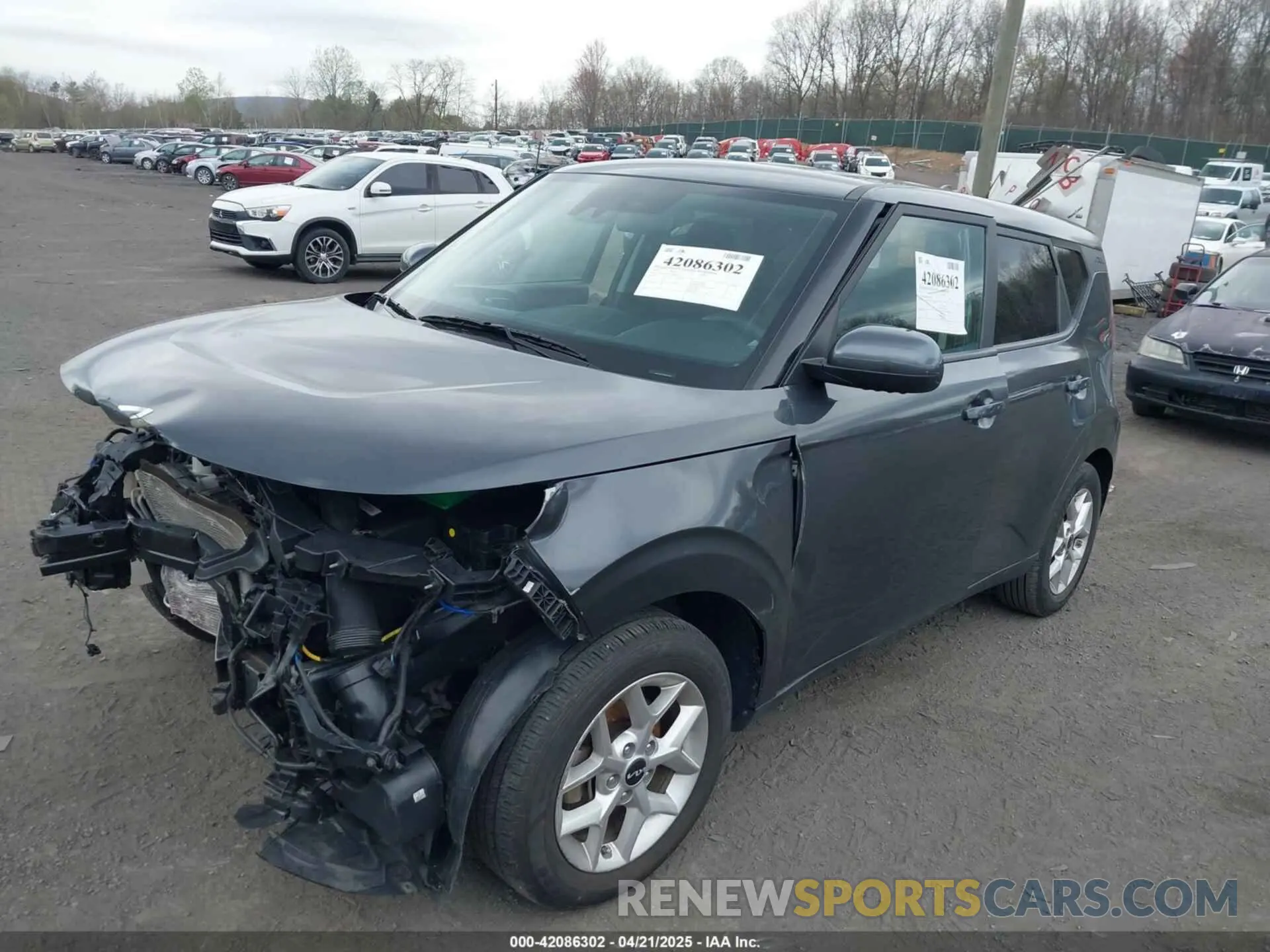 2 fotografías del automóvil dañado KNDJ23AU3N7828205 KIA SOUL 2022