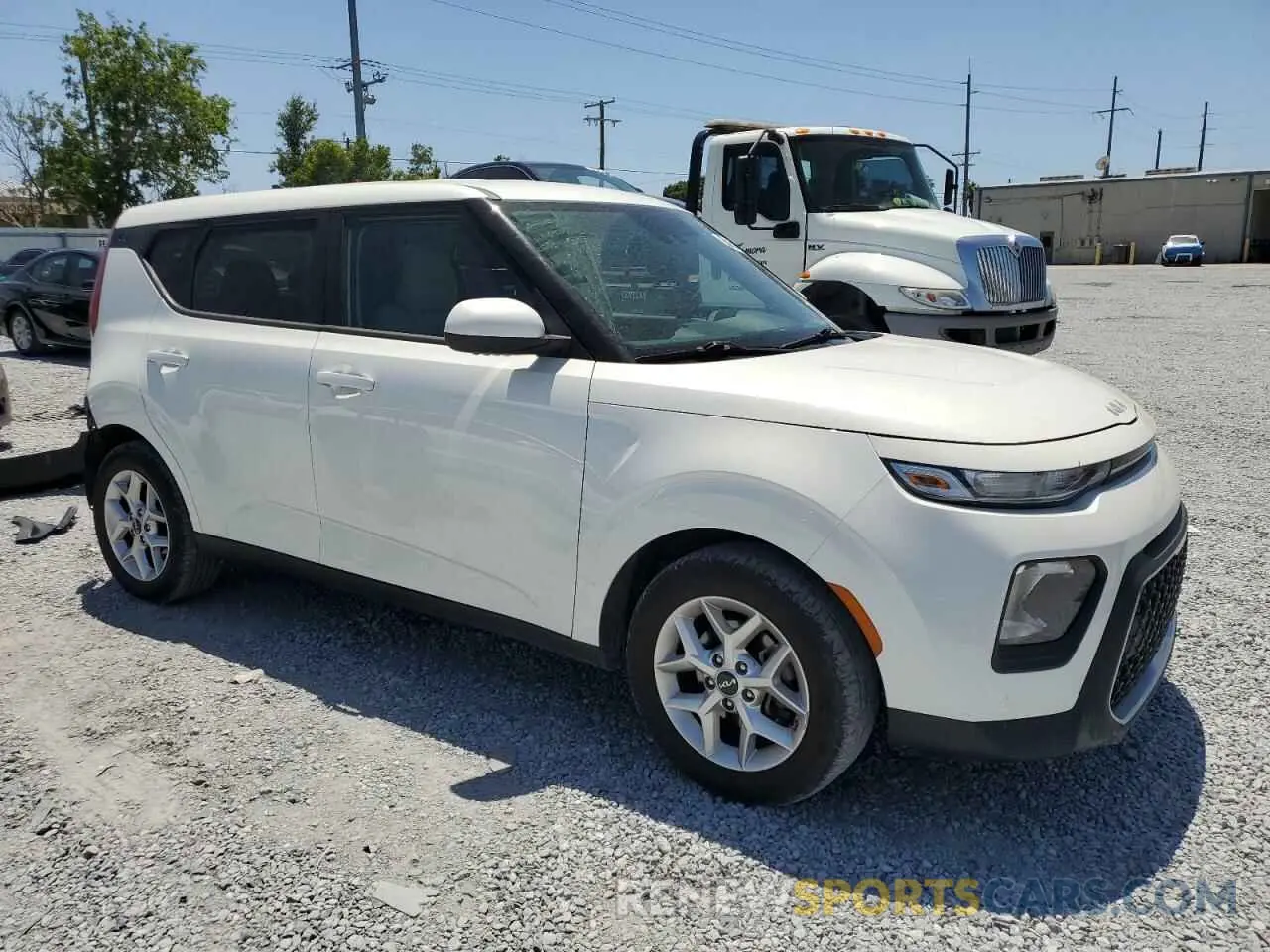 4 fotografías del automóvil dañado KNDJ23AU3N7836496 KIA SOUL 2022
