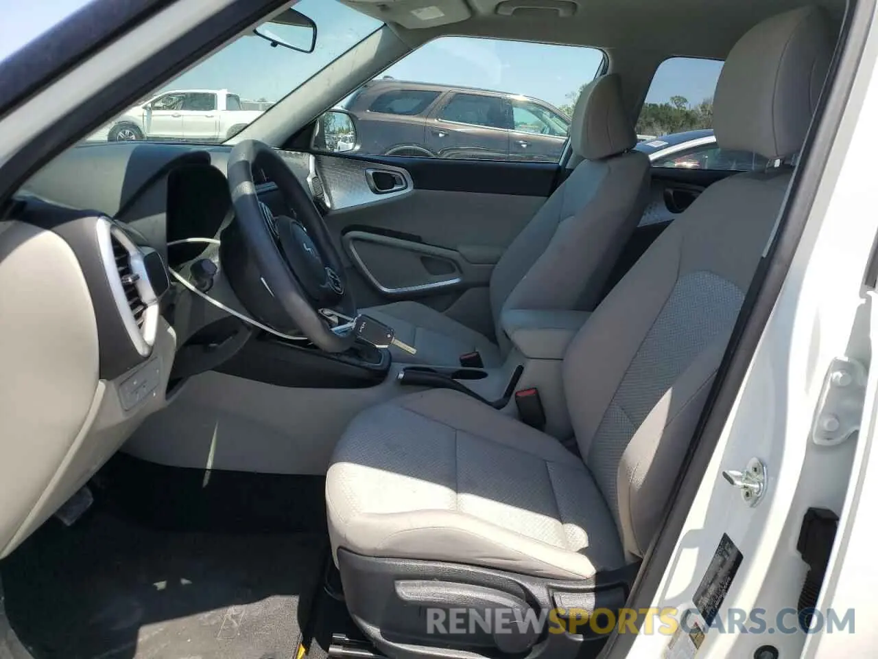 7 fotografías del automóvil dañado KNDJ23AU3N7836496 KIA SOUL 2022