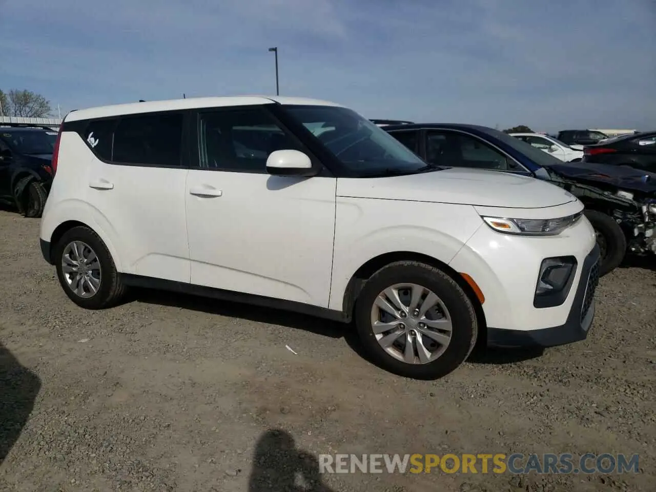 4 fotografías del automóvil dañado KNDJ23AU4N7156980 KIA SOUL 2022