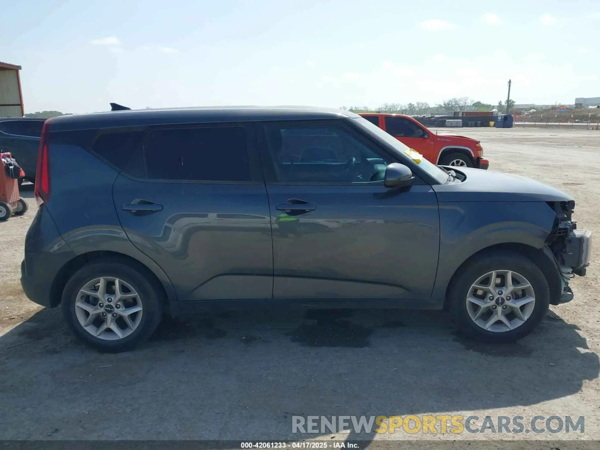 14 fotografías del automóvil dañado KNDJ23AU4N7808125 KIA SOUL 2022