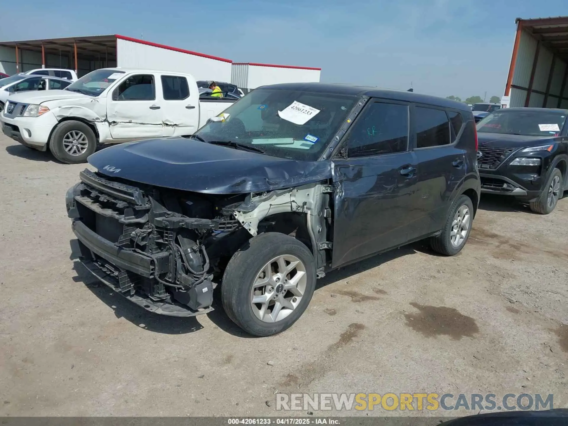2 fotografías del automóvil dañado KNDJ23AU4N7808125 KIA SOUL 2022