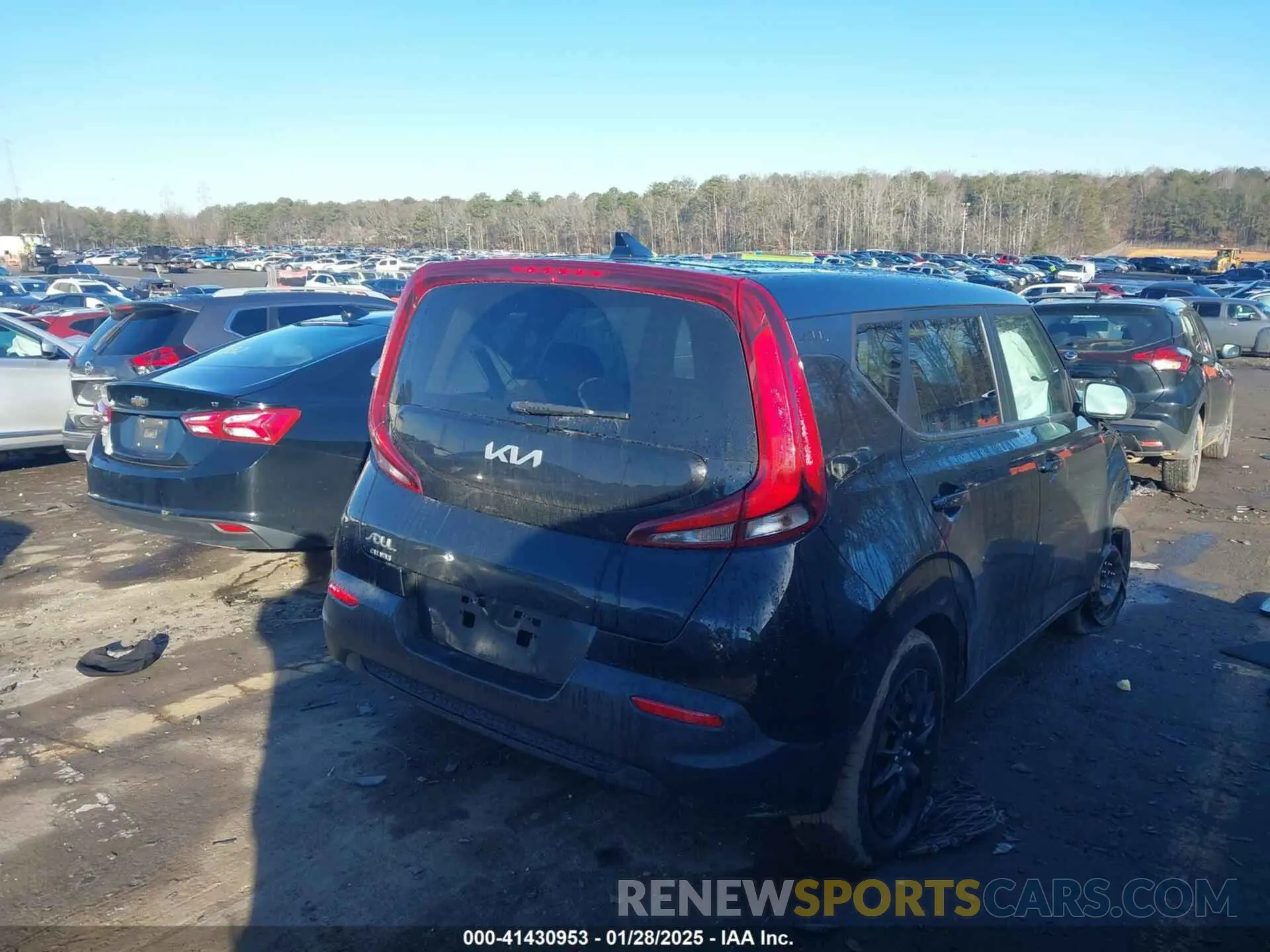 4 fotografías del automóvil dañado KNDJ23AU5N7182097 KIA SOUL 2022