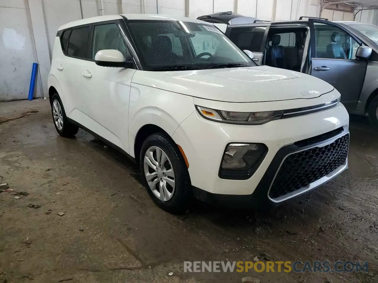 4 fotografías del automóvil dañado KNDJ23AU5N7182536 KIA SOUL 2022