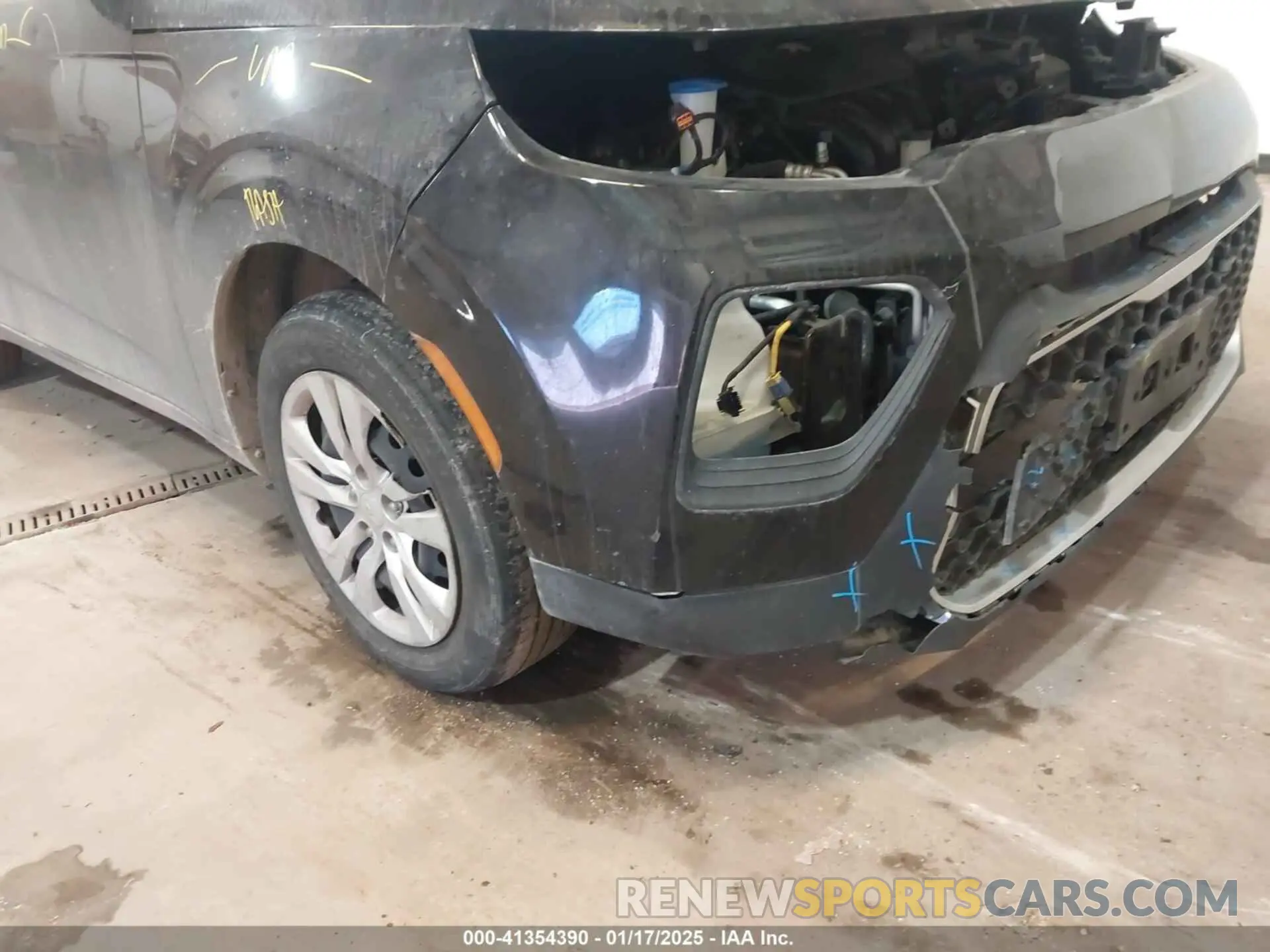 17 fotografías del automóvil dañado KNDJ23AU5N7804505 KIA SOUL 2022
