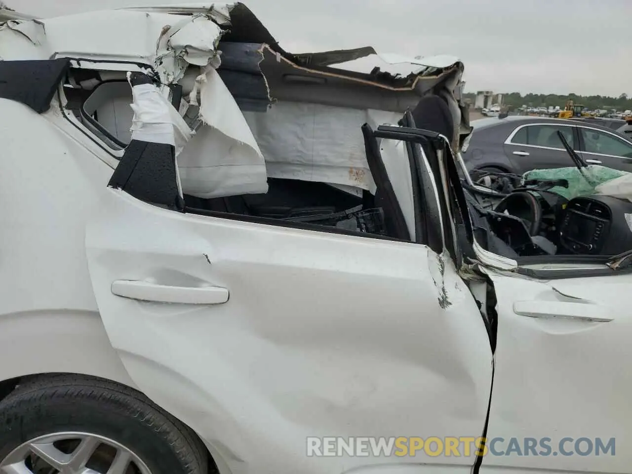 11 fotografías del automóvil dañado KNDJ23AU6N7157984 KIA SOUL 2022