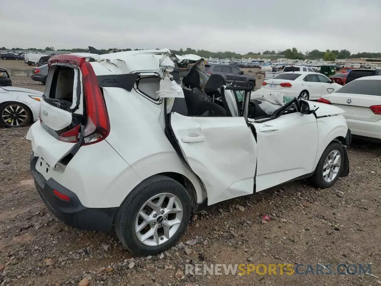 3 fotografías del automóvil dañado KNDJ23AU6N7157984 KIA SOUL 2022
