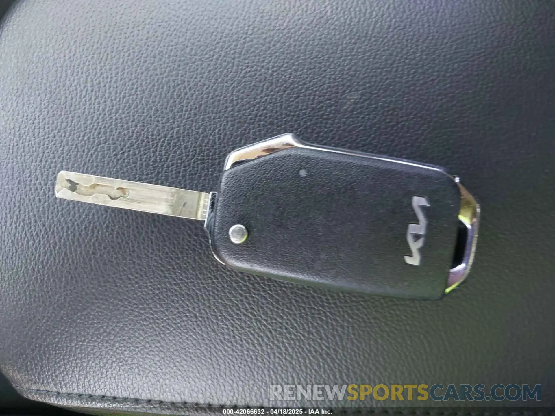 11 fotografías del automóvil dañado KNDJ23AU6N7178009 KIA SOUL 2022