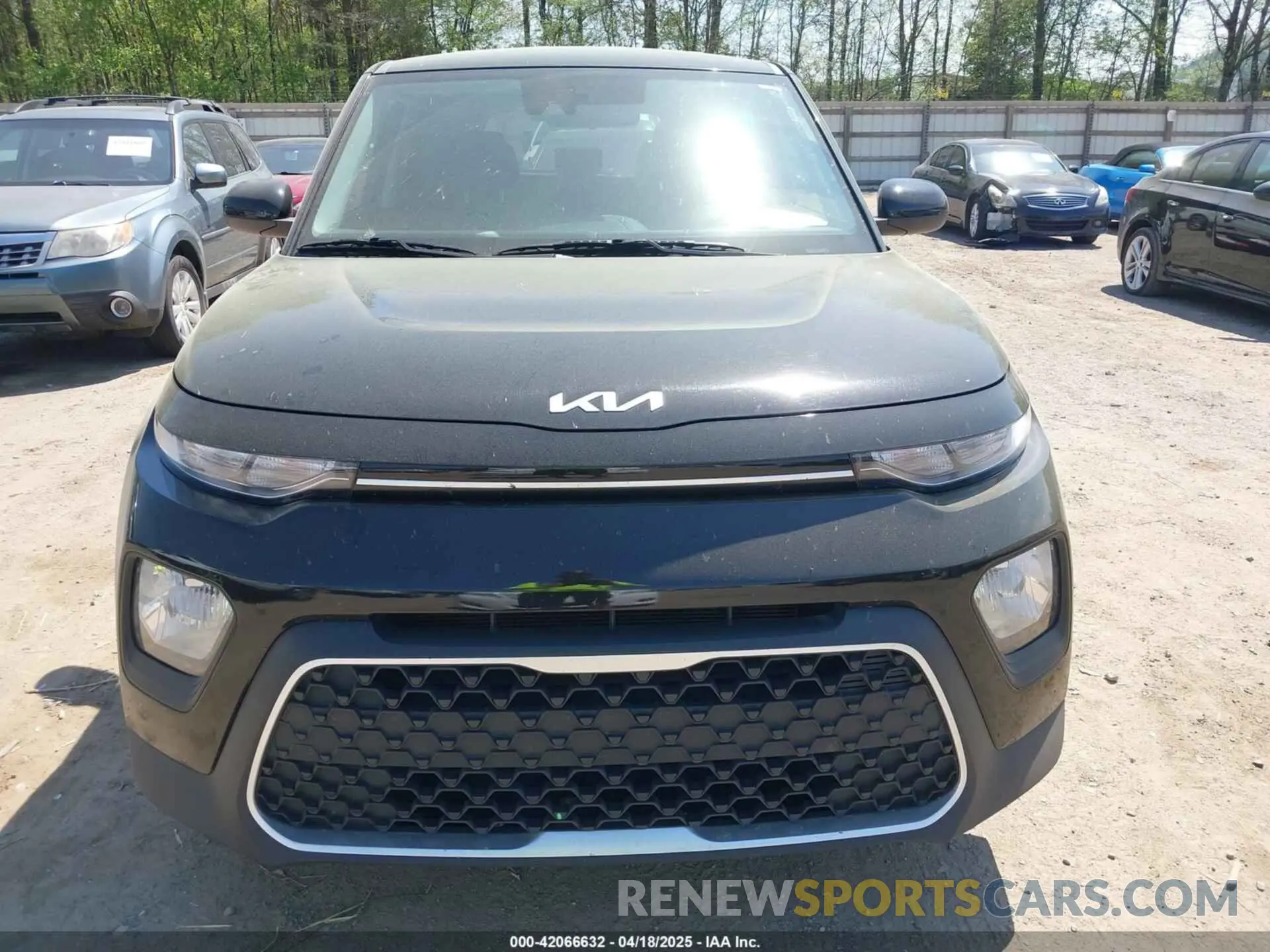 12 fotografías del automóvil dañado KNDJ23AU6N7178009 KIA SOUL 2022