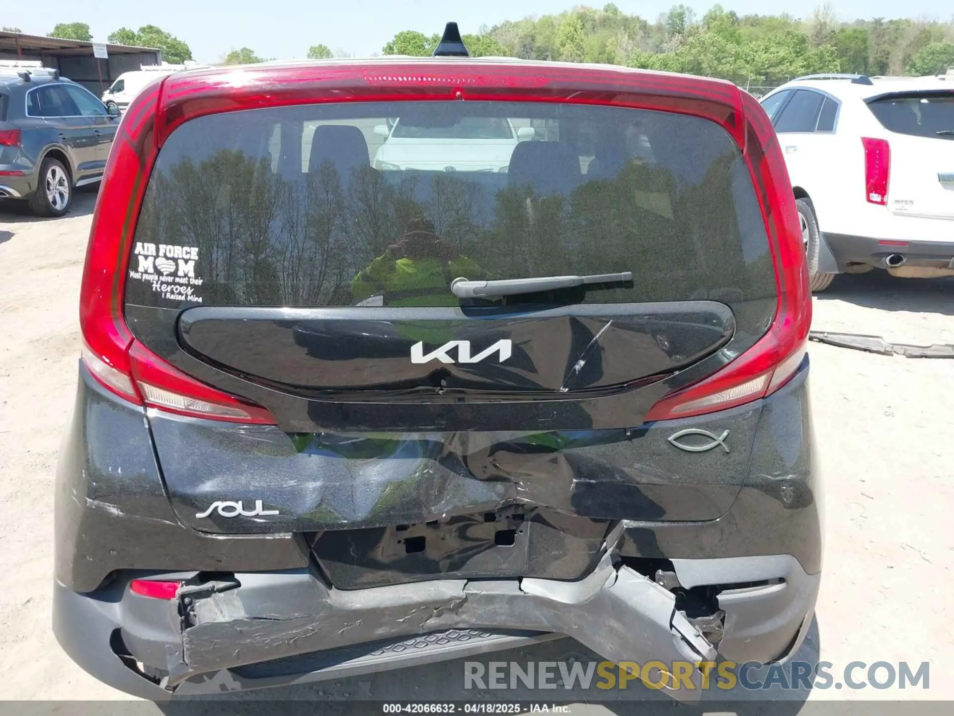 16 fotografías del automóvil dañado KNDJ23AU6N7178009 KIA SOUL 2022