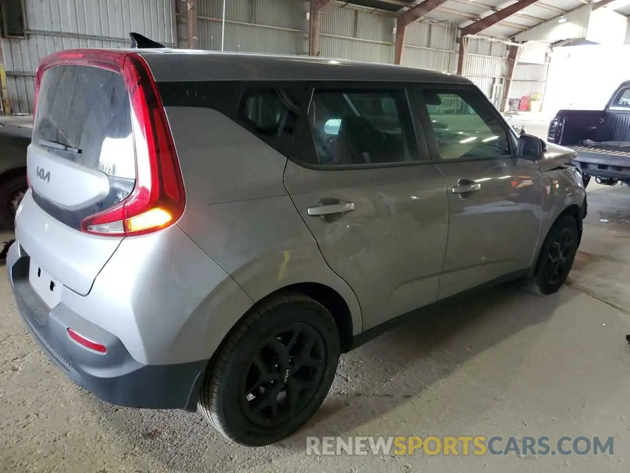 3 fotografías del automóvil dañado KNDJ23AU6N7805629 KIA SOUL 2022