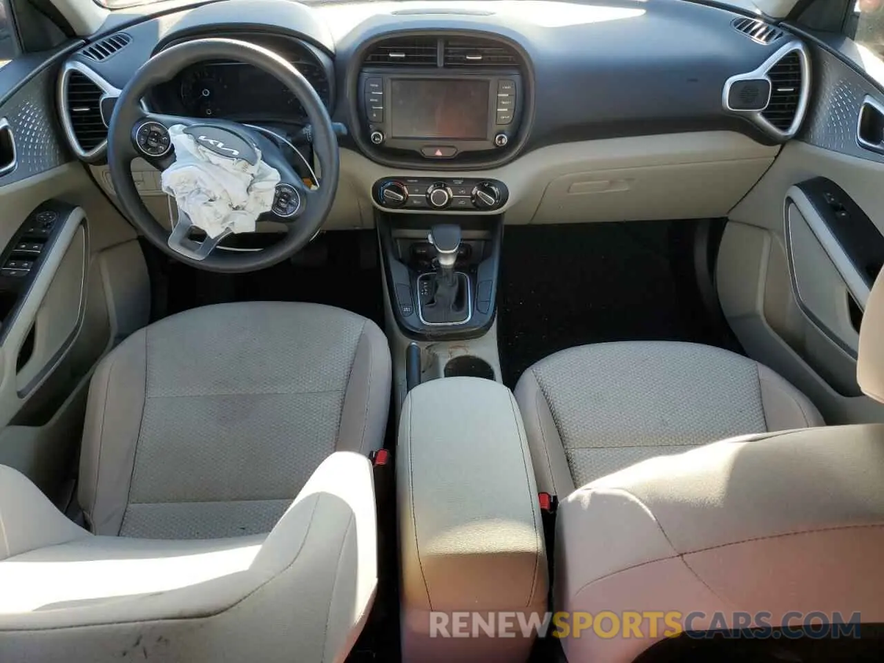 8 fotografías del automóvil dañado KNDJ23AU6N7819871 KIA SOUL 2022