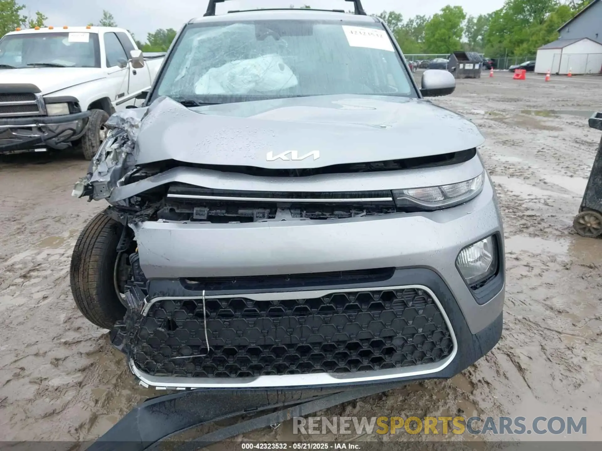 11 fotografías del automóvil dañado KNDJ23AU6N7828120 KIA SOUL 2022