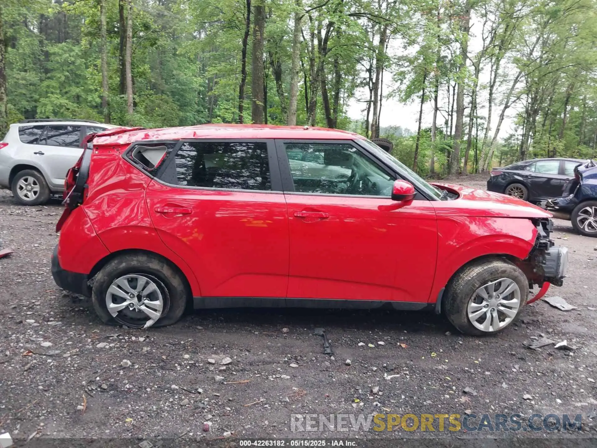 14 fotografías del automóvil dañado KNDJ23AU7N7169433 KIA SOUL 2022