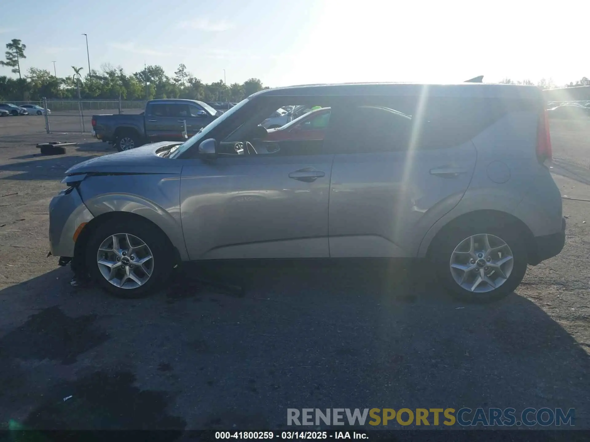 15 fotografías del automóvil dañado KNDJ23AU7N7805591 KIA SOUL 2022