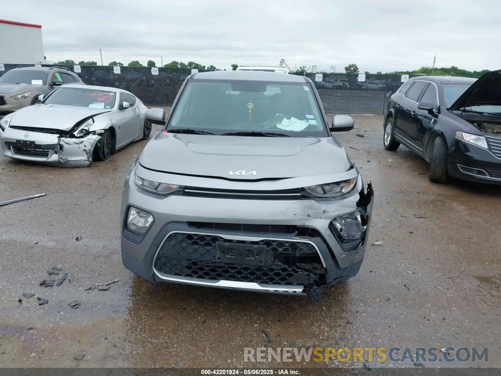 12 fotografías del automóvil dañado KNDJ23AU7N7809978 KIA SOUL 2022