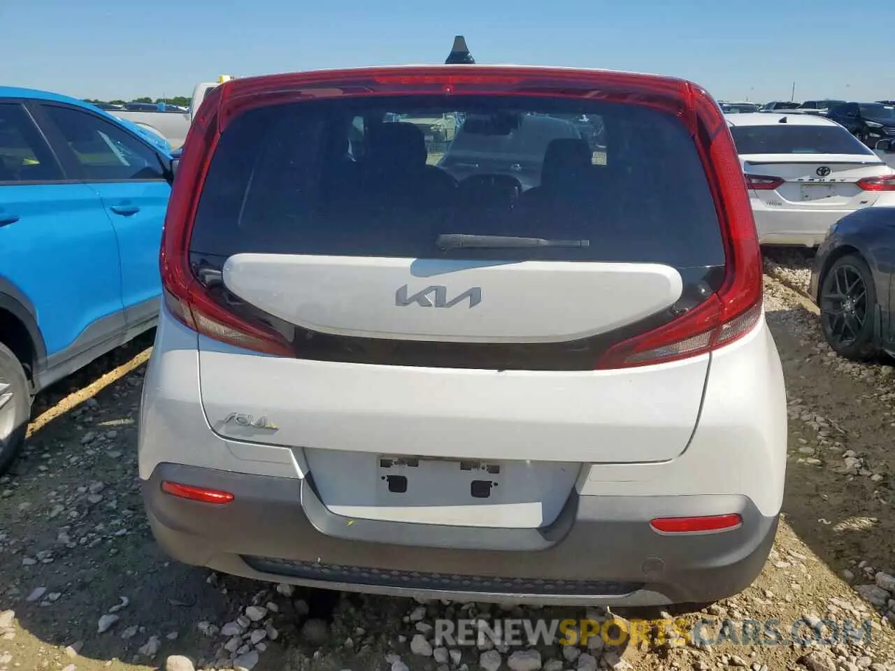 6 fotografías del automóvil dañado KNDJ23AU8N7156626 KIA SOUL 2022
