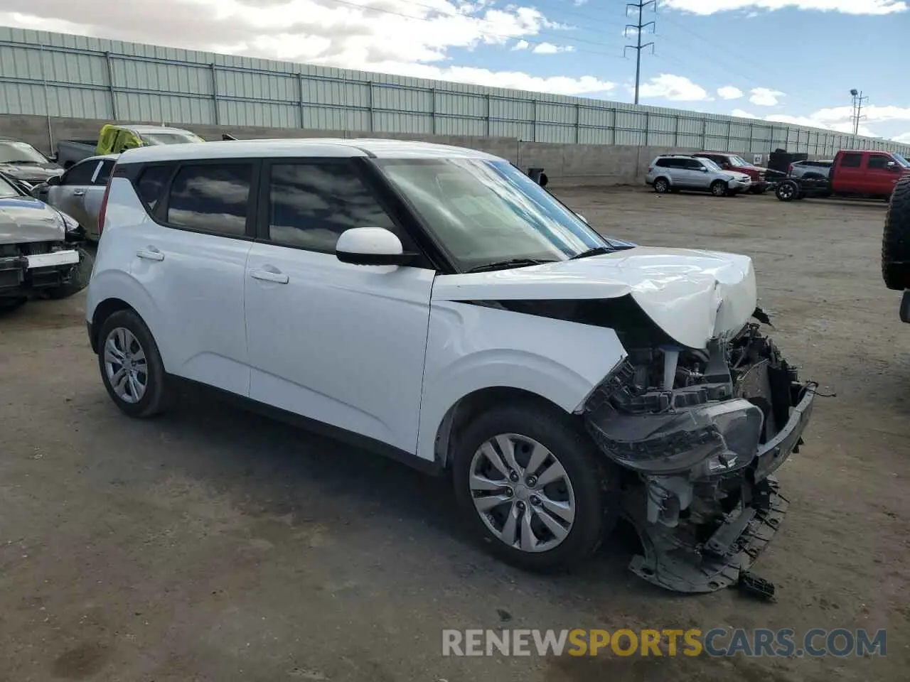 4 fotografías del automóvil dañado KNDJ23AU8N7157369 KIA SOUL 2022