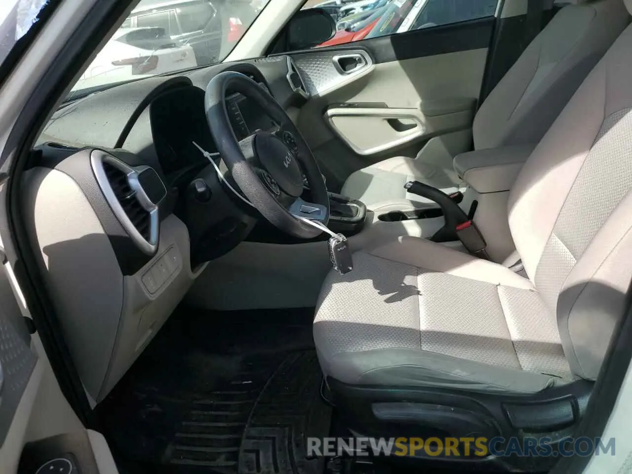 7 fotografías del automóvil dañado KNDJ23AU8N7157369 KIA SOUL 2022