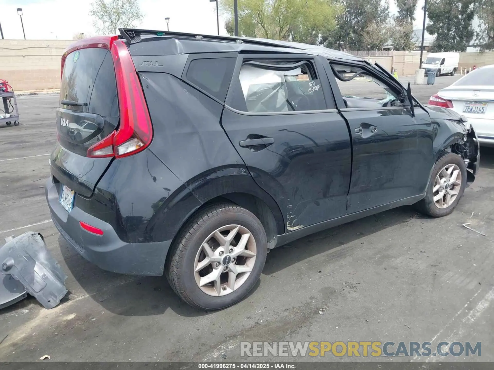 4 fotografías del automóvil dañado KNDJ23AU8N7185608 KIA SOUL 2022