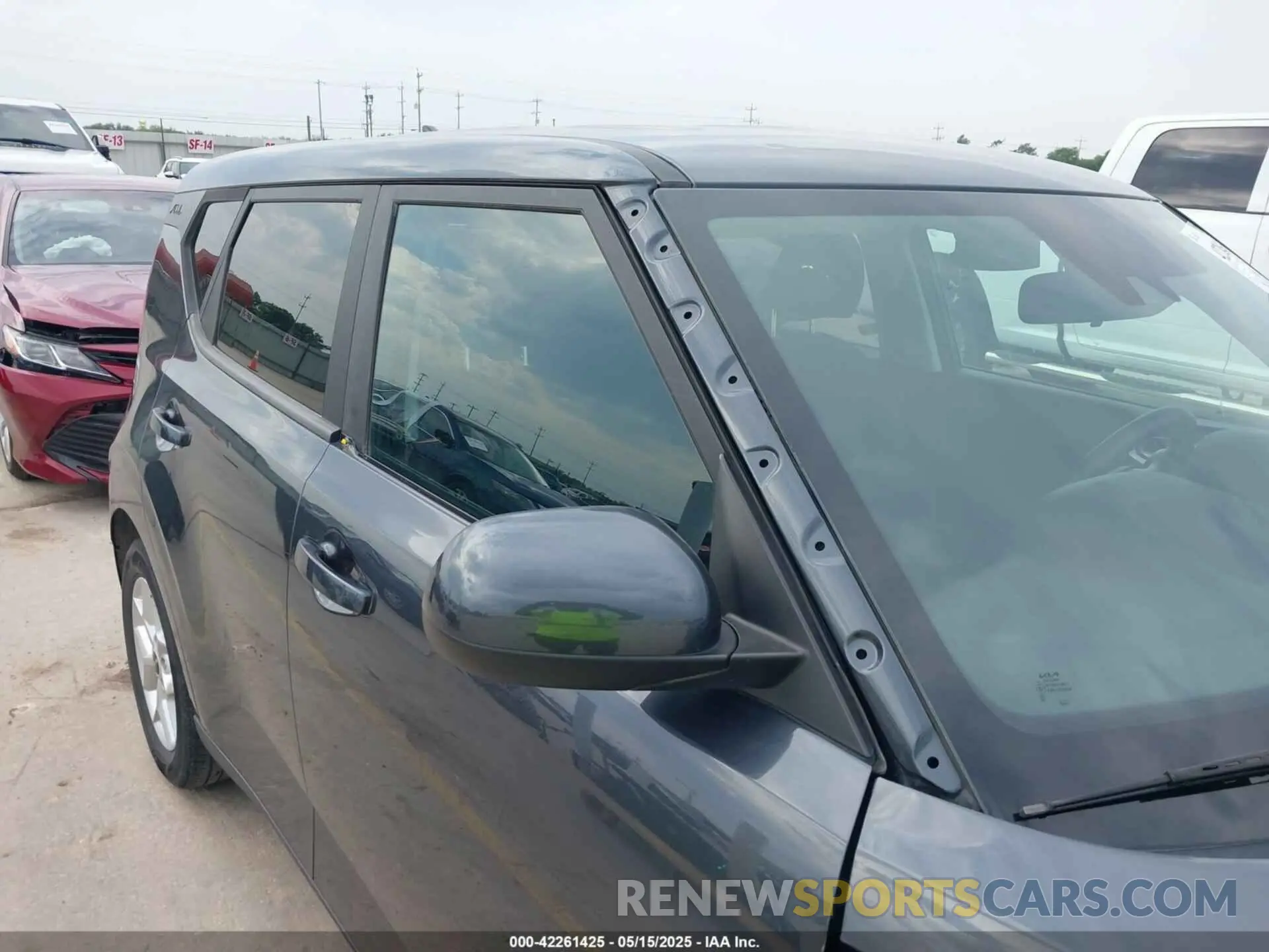 19 fotografías del automóvil dañado KNDJ23AU8N7809794 KIA SOUL 2022