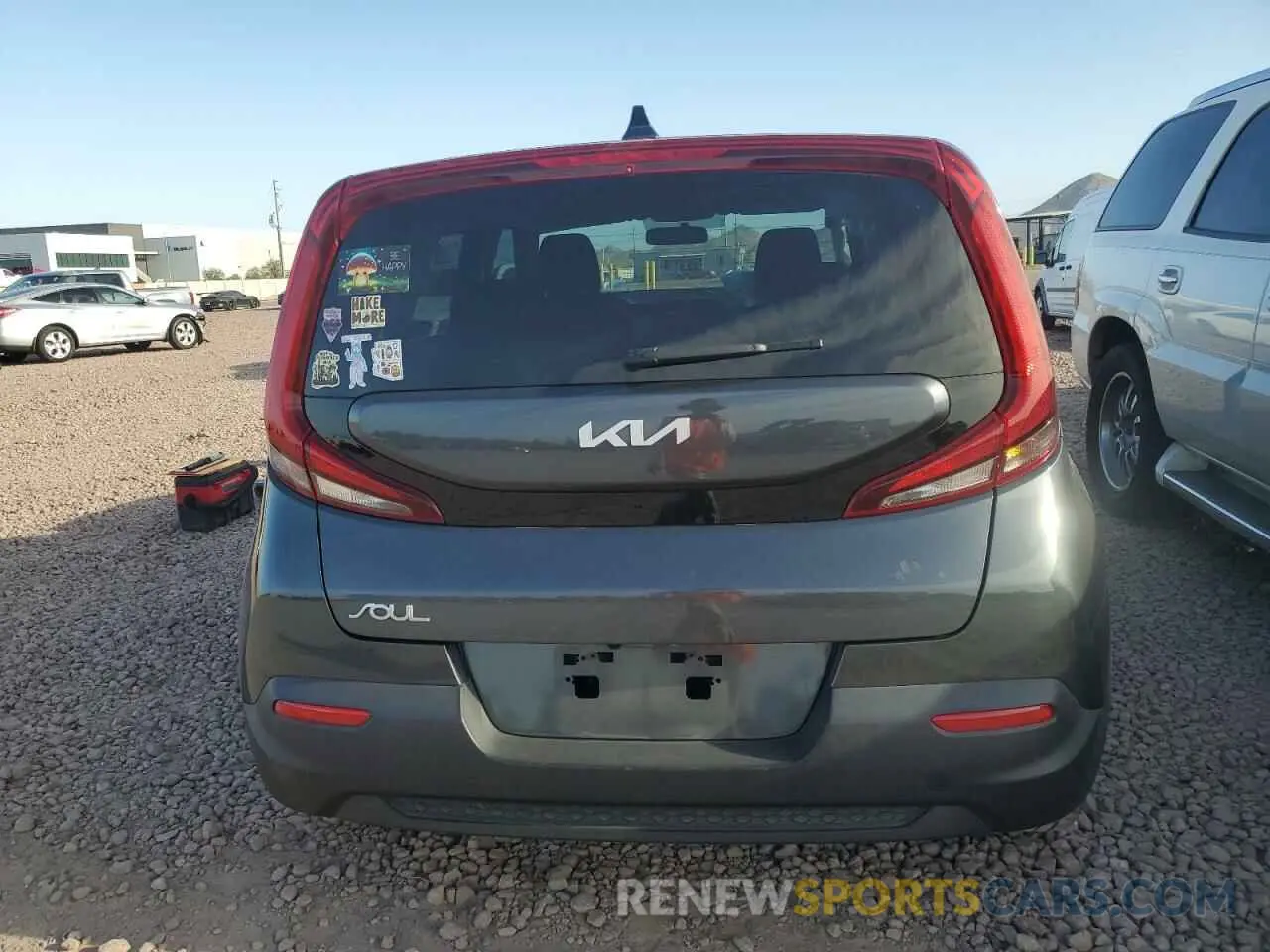 6 fotografías del automóvil dañado KNDJ23AU9N7802126 KIA SOUL 2022