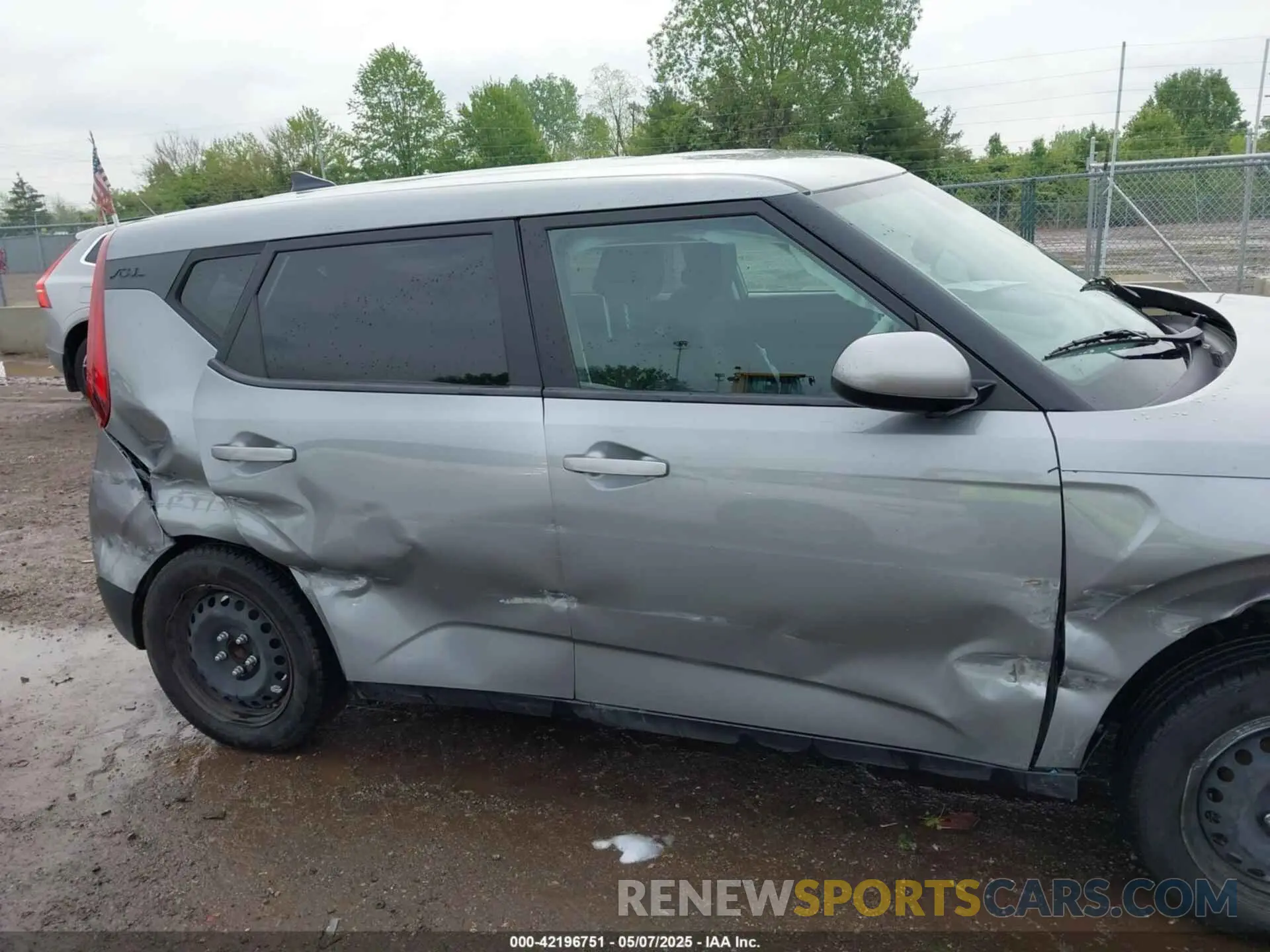 14 fotografías del automóvil dañado KNDJ23AU9N7828340 KIA SOUL 2022