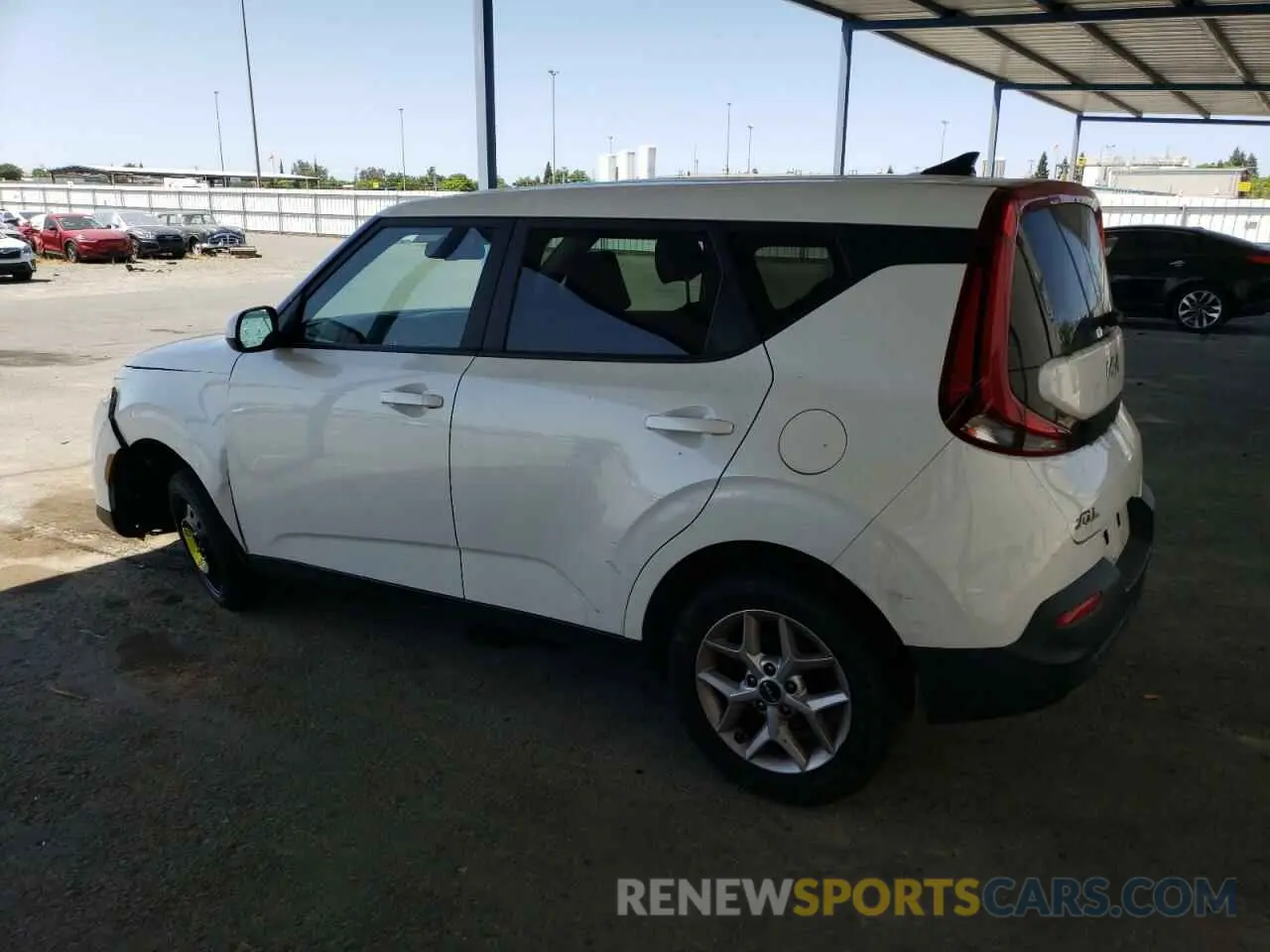 2 fotografías del automóvil dañado KNDJ23AUXN7176179 KIA SOUL 2022