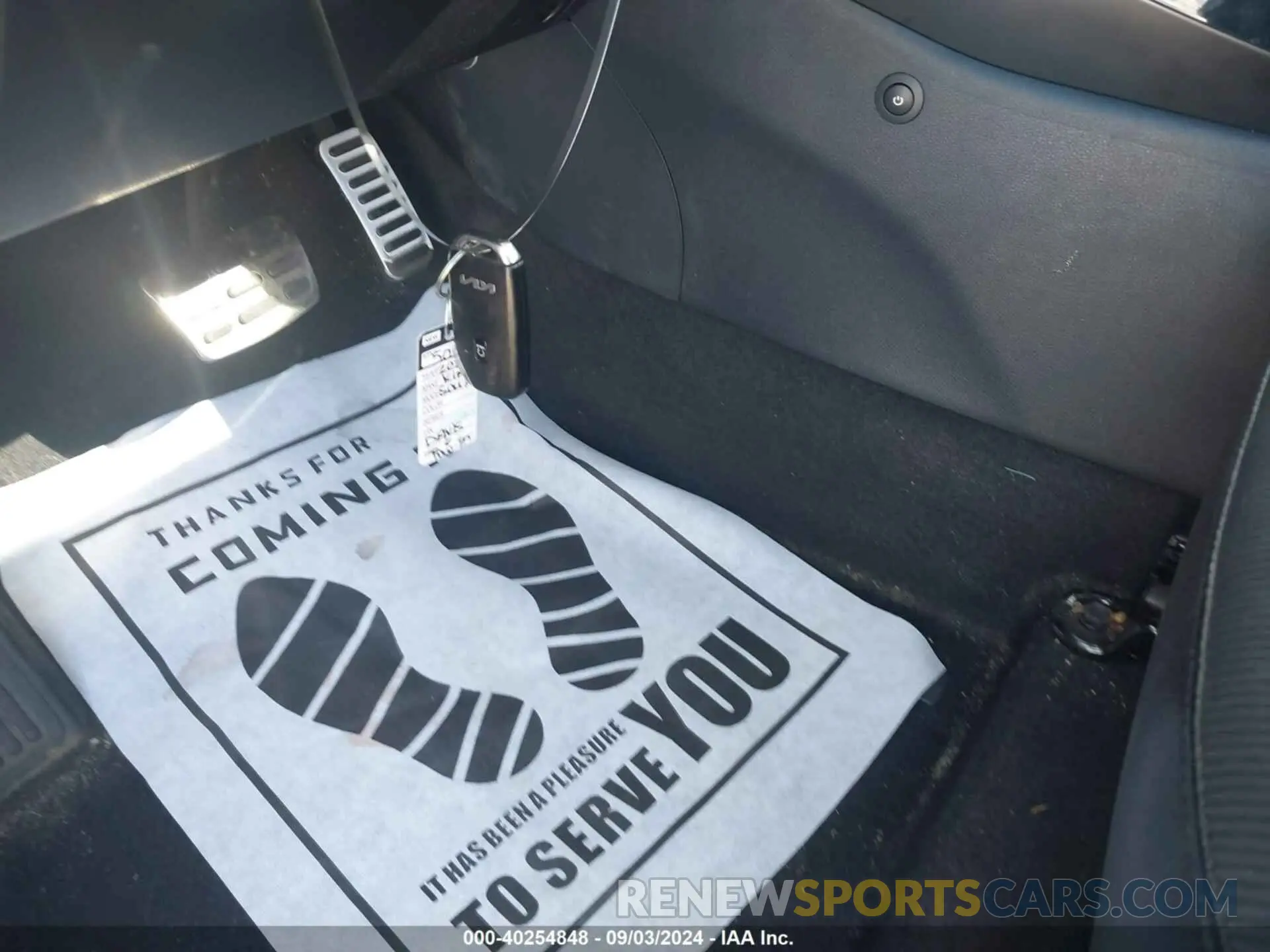 11 fotografías del automóvil dañado KNDJ53AF9N7170320 KIA SOUL 2022