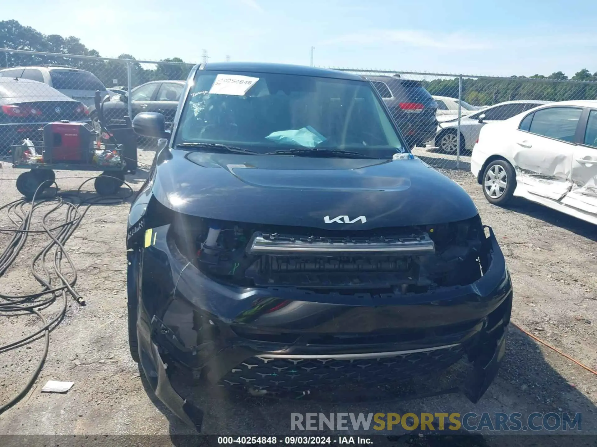 13 fotografías del automóvil dañado KNDJ53AF9N7170320 KIA SOUL 2022