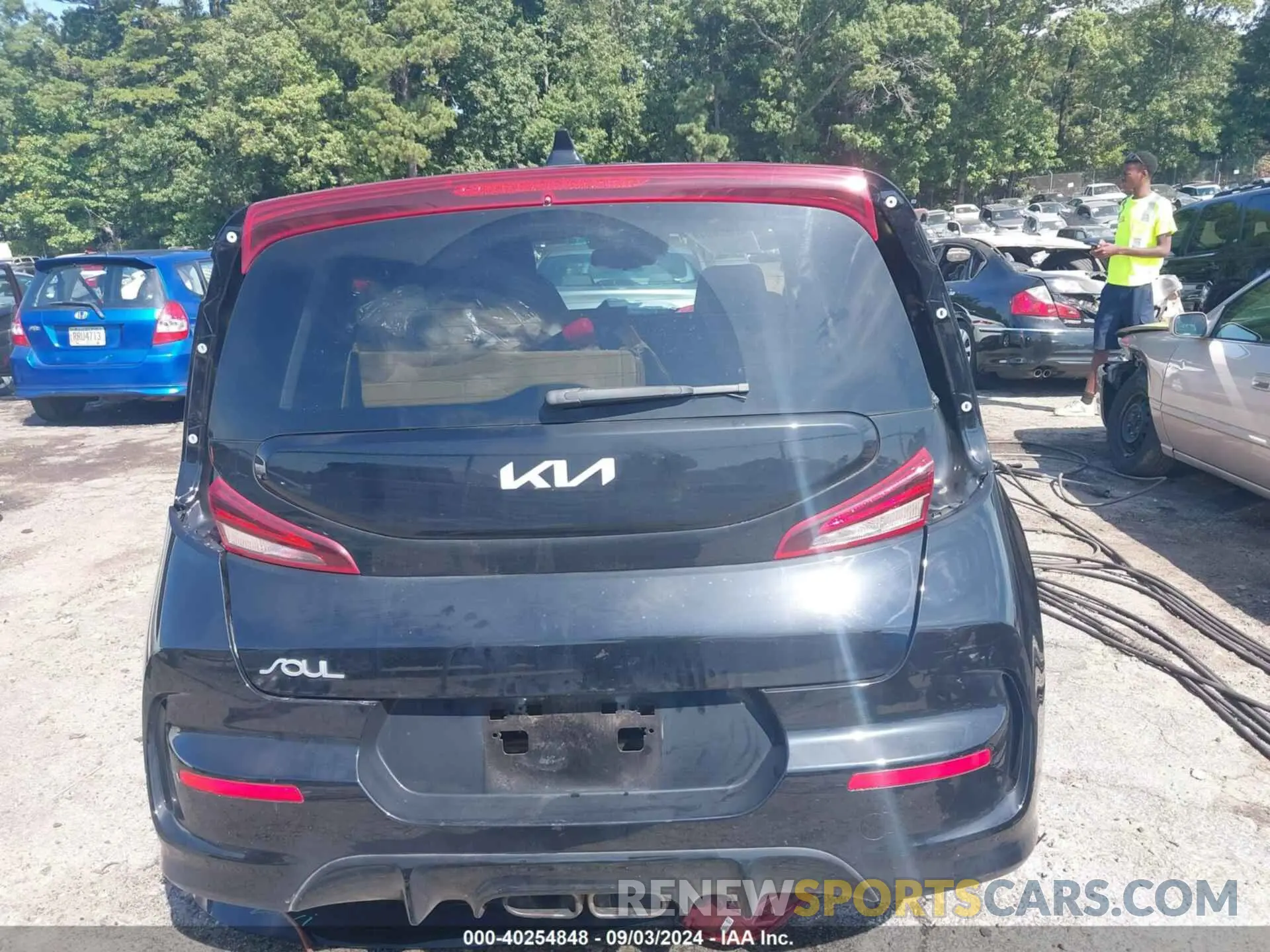 17 fotografías del automóvil dañado KNDJ53AF9N7170320 KIA SOUL 2022