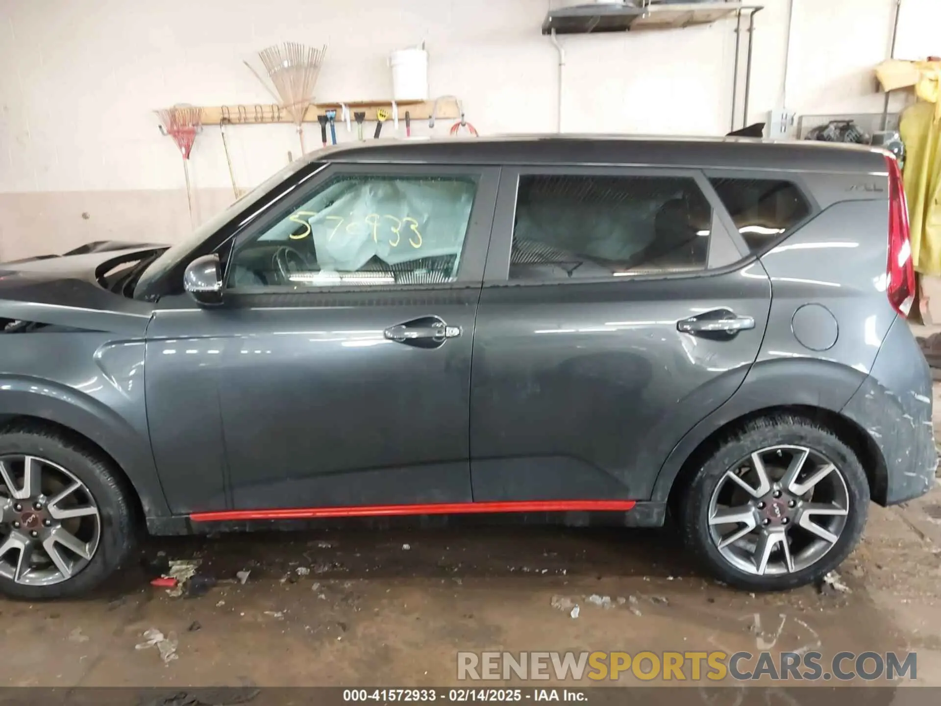 14 fotografías del automóvil dañado KNDJ63AU8N7803482 KIA SOUL 2022
