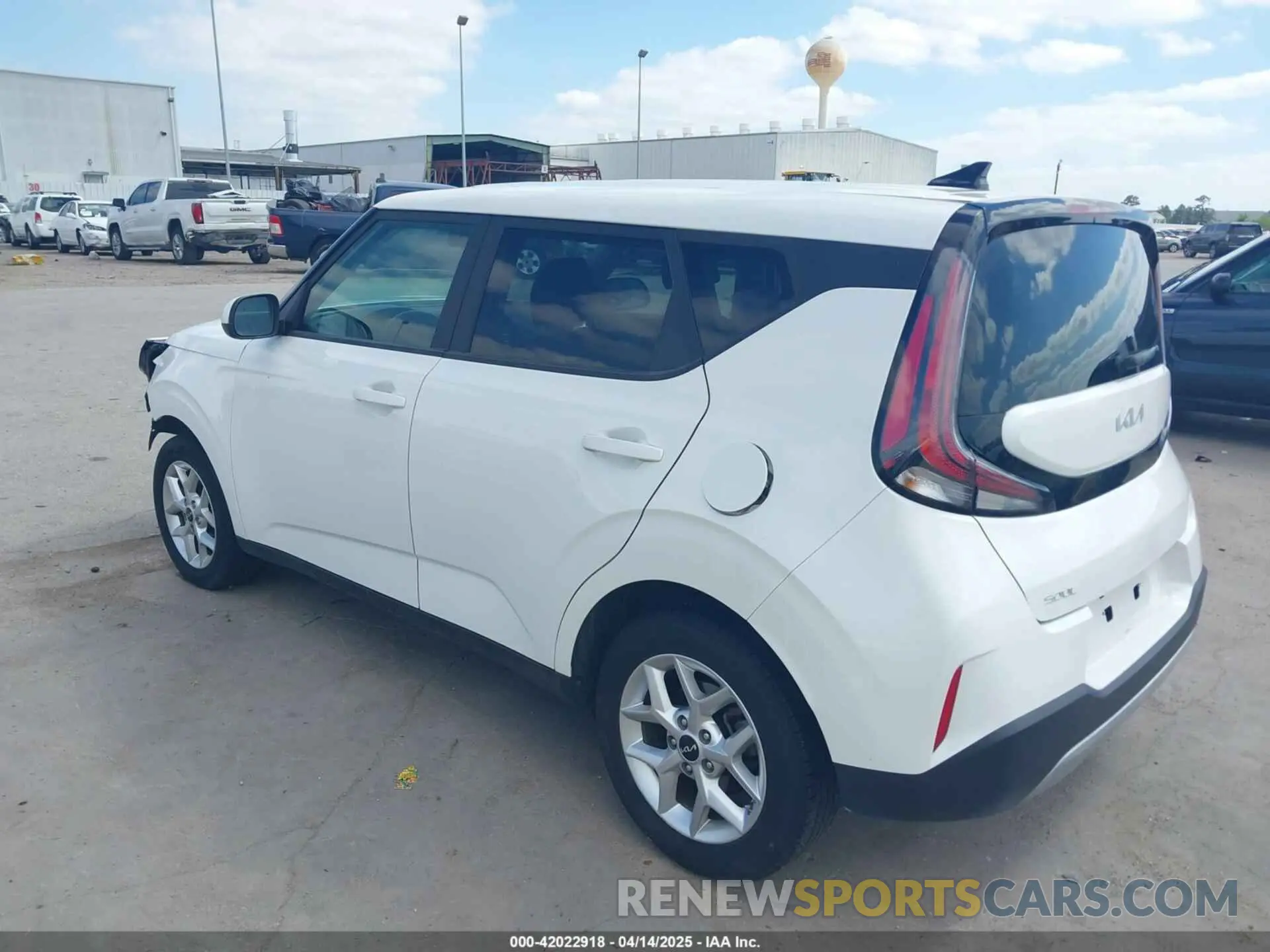 3 fotografías del automóvil dañado KNDJ23AU0P7861374 KIA SOUL 2023