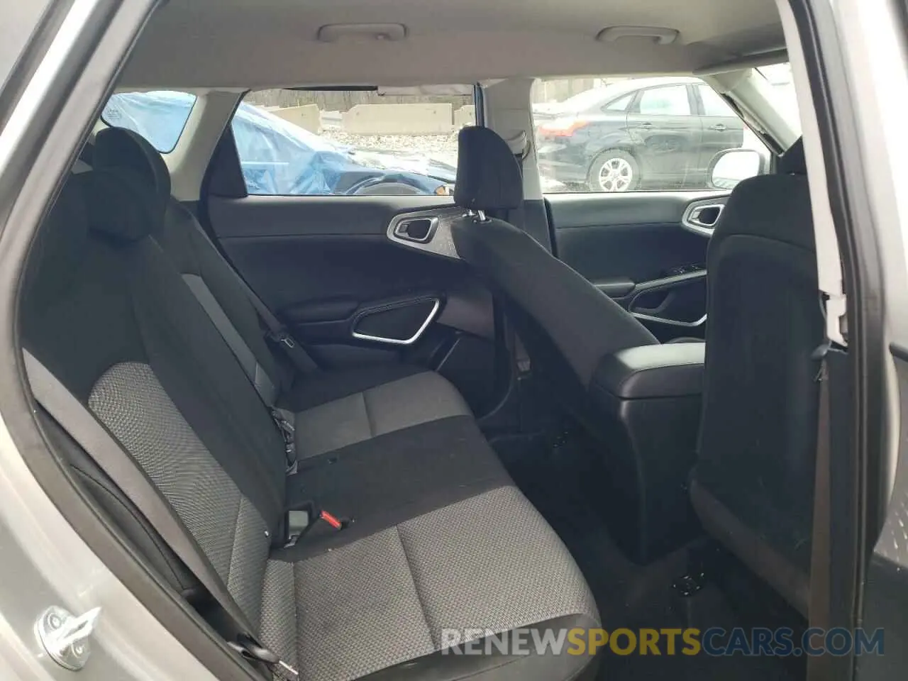 12 fotografías del automóvil dañado KNDJ23AU0P7861732 KIA SOUL 2023