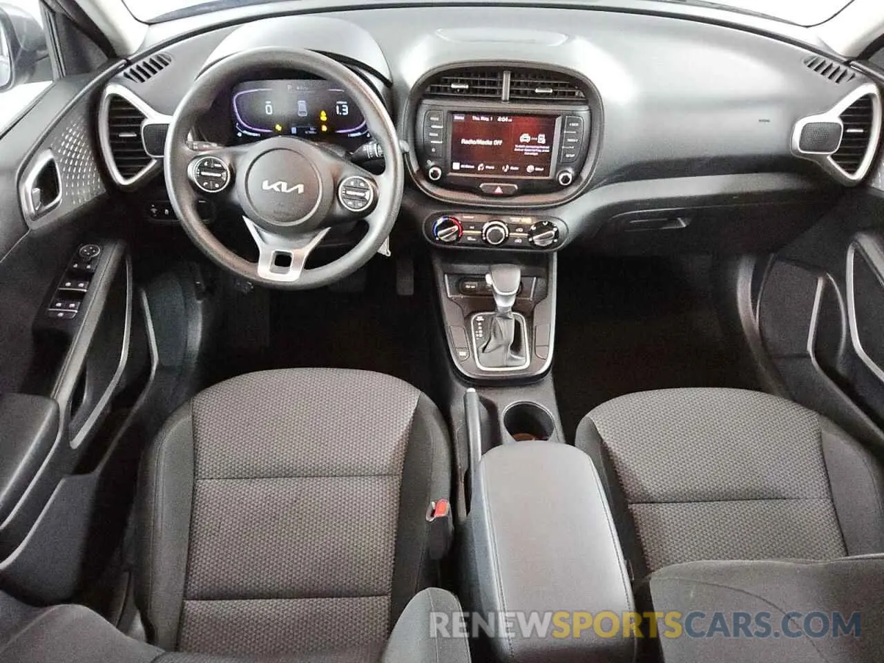 8 fotografías del automóvil dañado KNDJ23AU0P7869958 KIA SOUL 2023