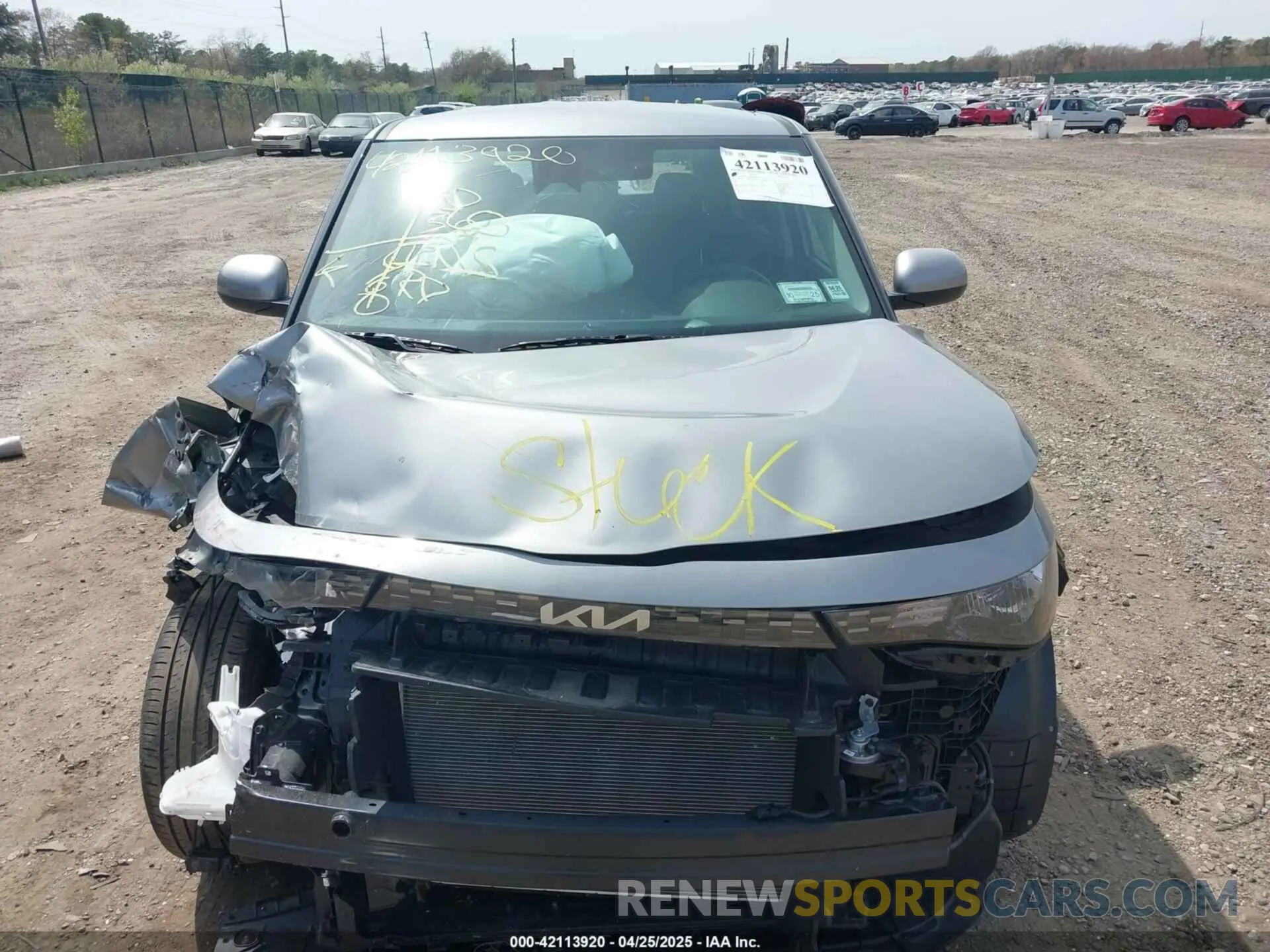 12 fotografías del automóvil dañado KNDJ23AU0P7874268 KIA SOUL 2023