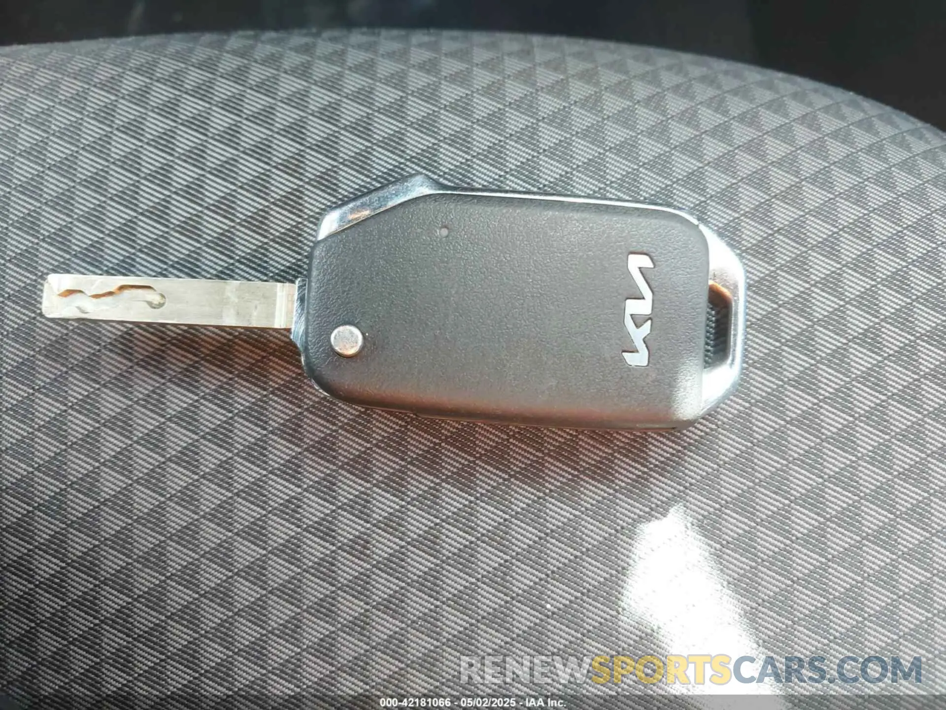 11 fotografías del automóvil dañado KNDJ23AU1P7196260 KIA SOUL 2023