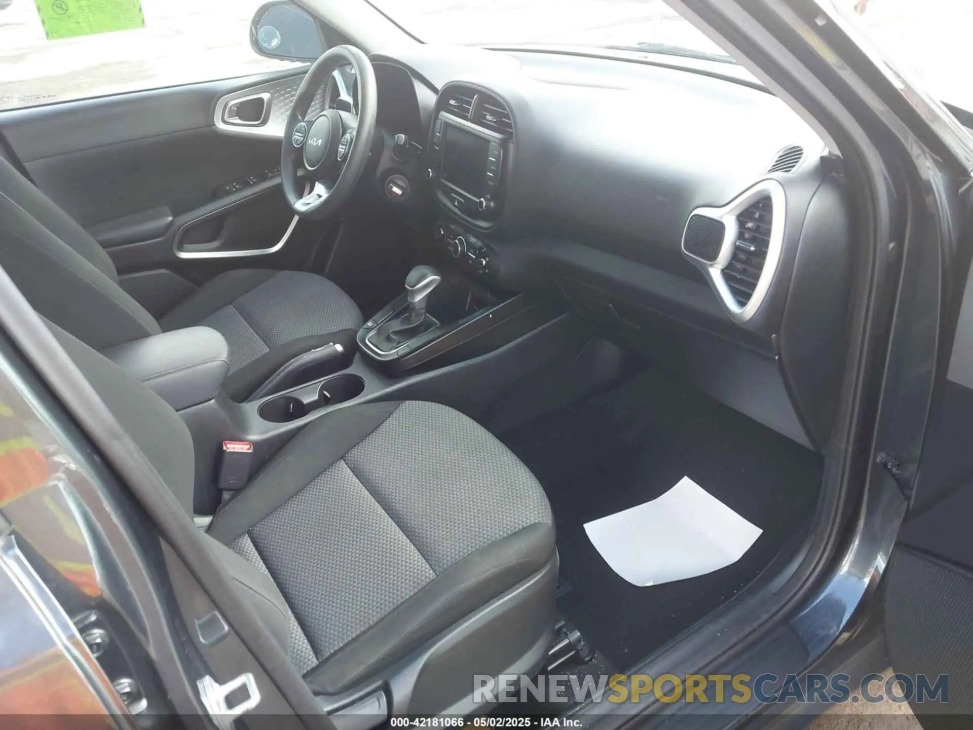 5 fotografías del automóvil dañado KNDJ23AU1P7196260 KIA SOUL 2023