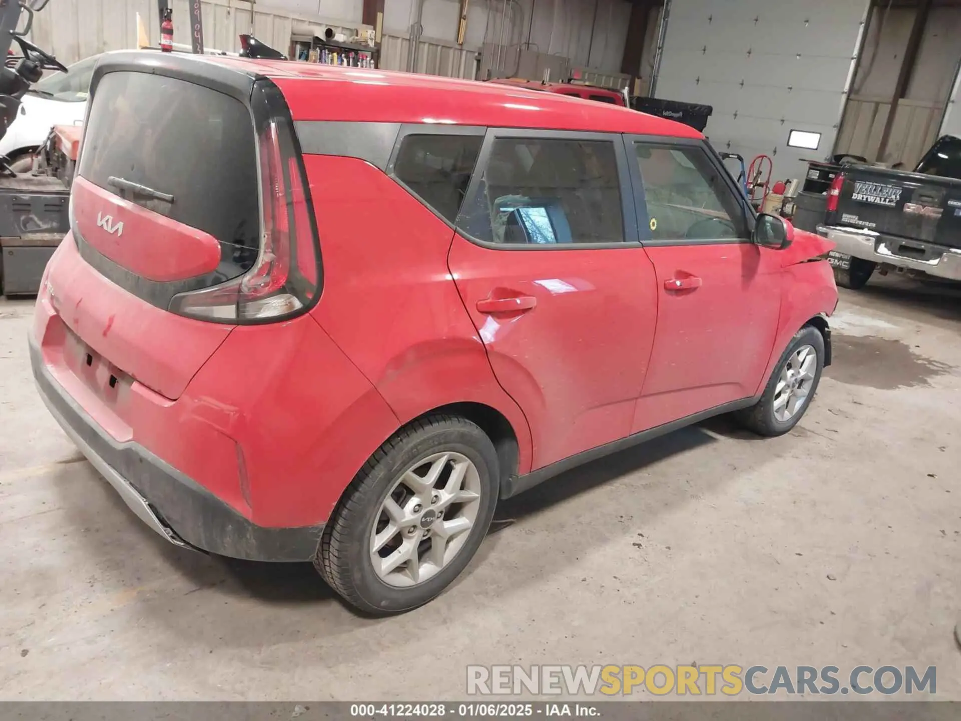 4 fotografías del automóvil dañado KNDJ23AU1P7208469 KIA SOUL 2023