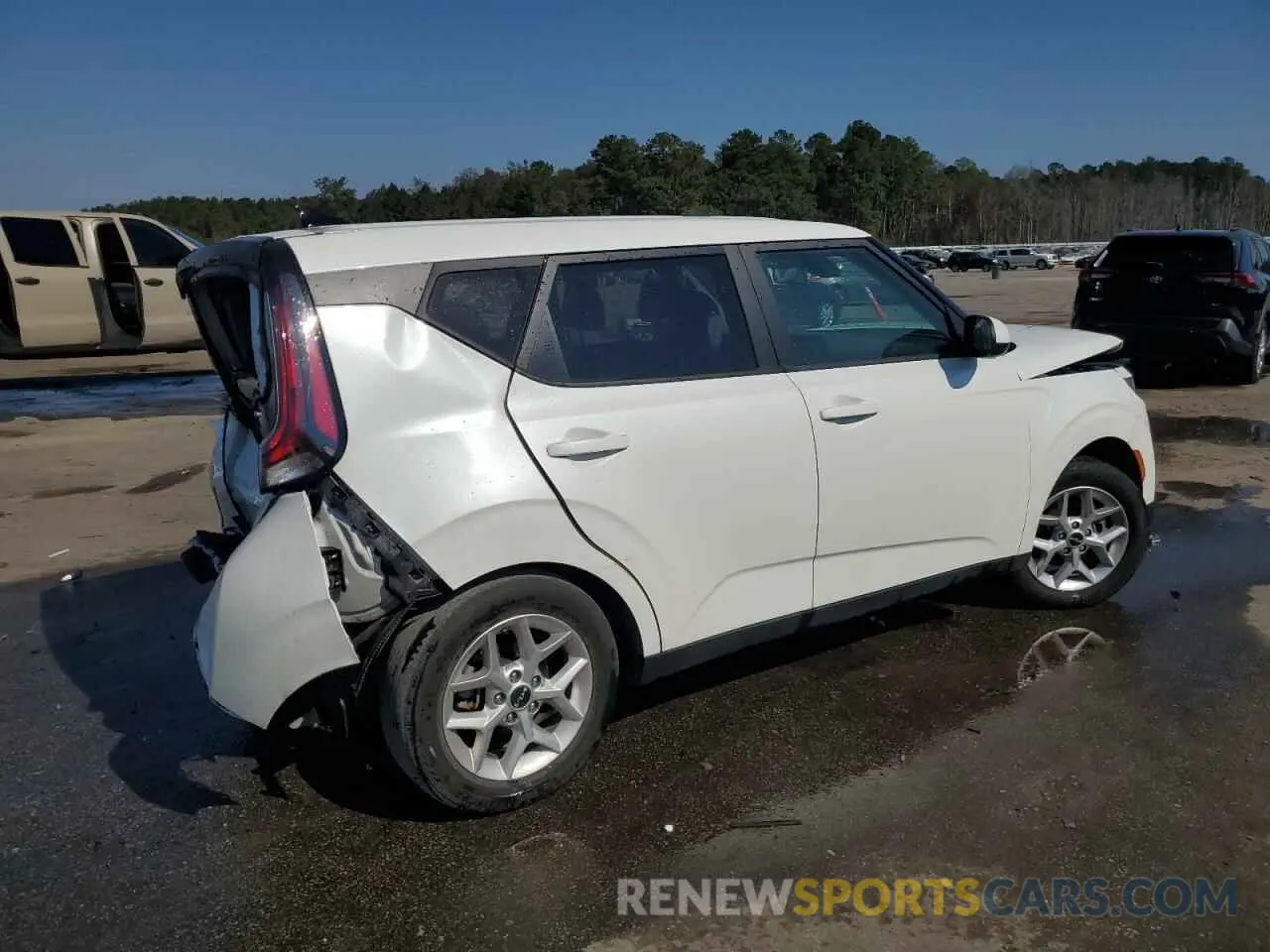 3 fotografías del automóvil dañado KNDJ23AU1P7863893 KIA SOUL 2023