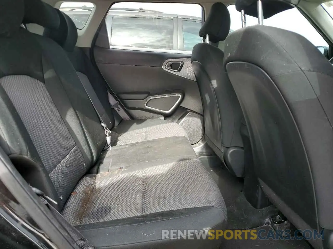 10 fotografías del automóvil dañado KNDJ23AU2P7868424 KIA SOUL 2023