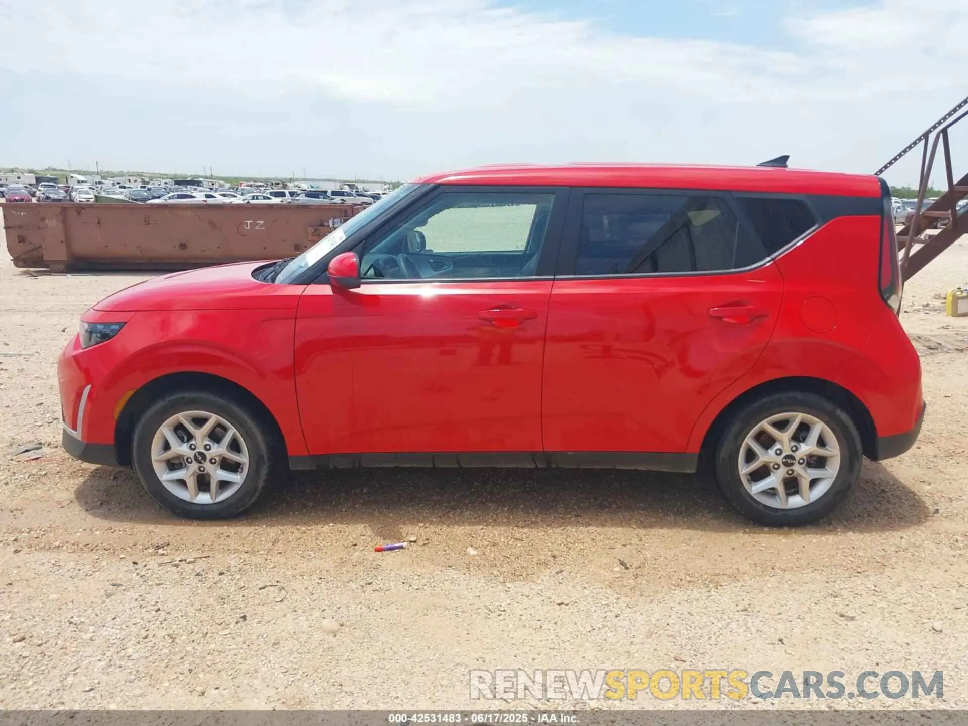 15 fotografías del automóvil dañado KNDJ23AU3P7207839 KIA SOUL 2023