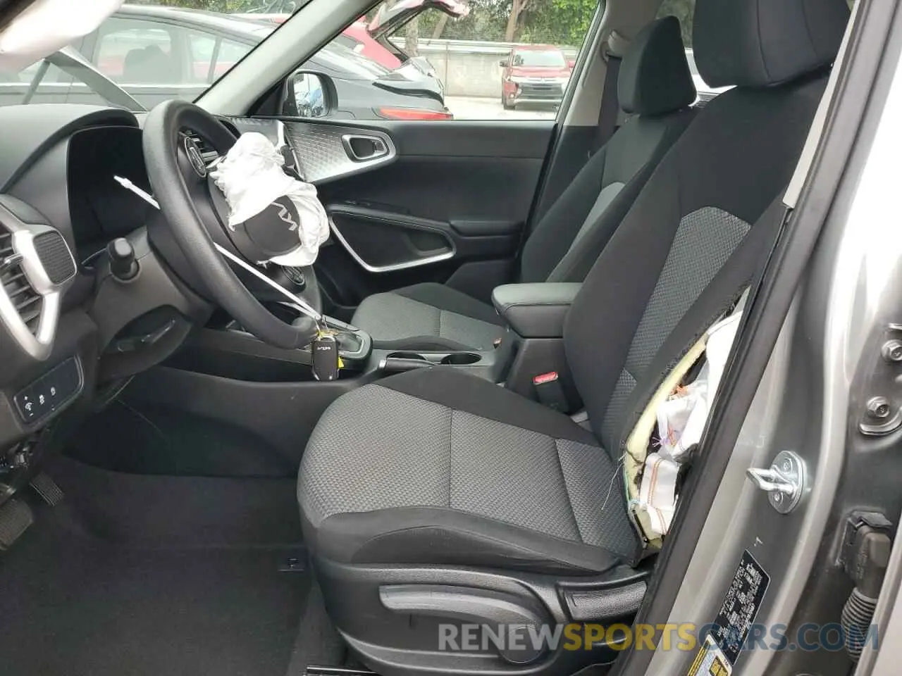 7 fotografías del automóvil dañado KNDJ23AU3P7870487 KIA SOUL 2023