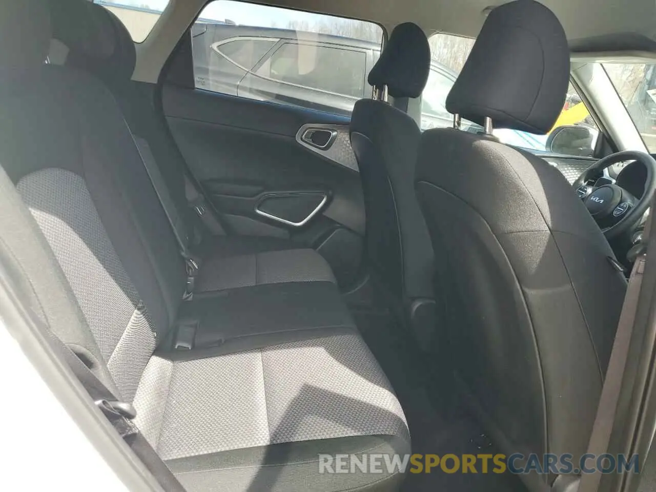 11 fotografías del automóvil dañado KNDJ23AU3P7882719 KIA SOUL 2023