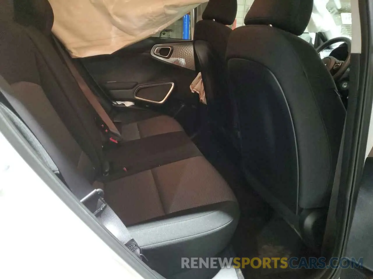 11 fotografías del automóvil dañado KNDJ23AU4P7217117 KIA SOUL 2023