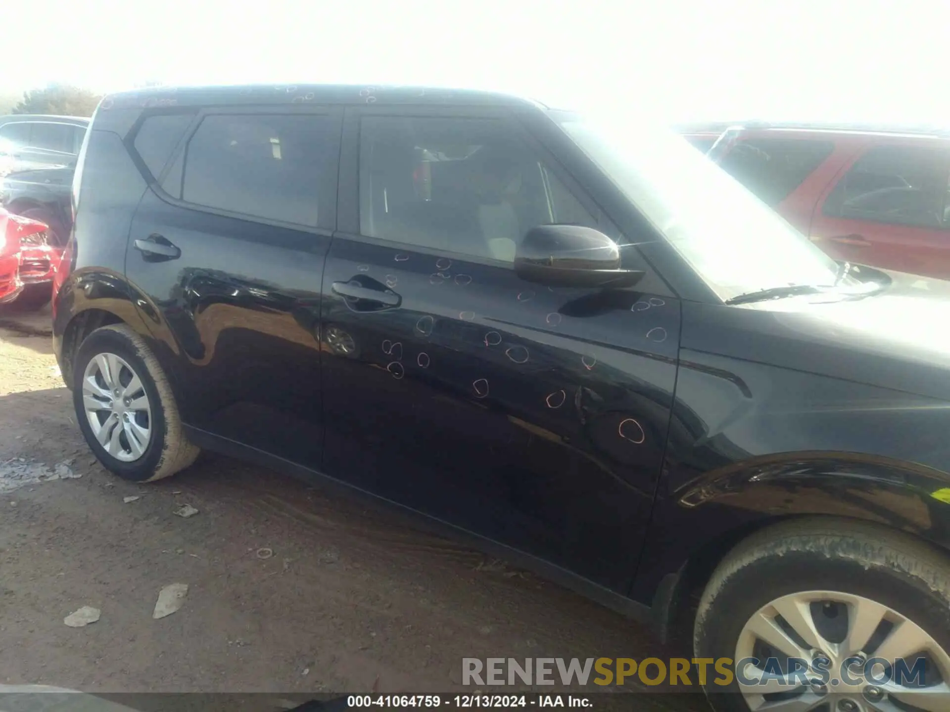 13 fotografías del automóvil dañado KNDJ23AU4P7839040 KIA SOUL 2023