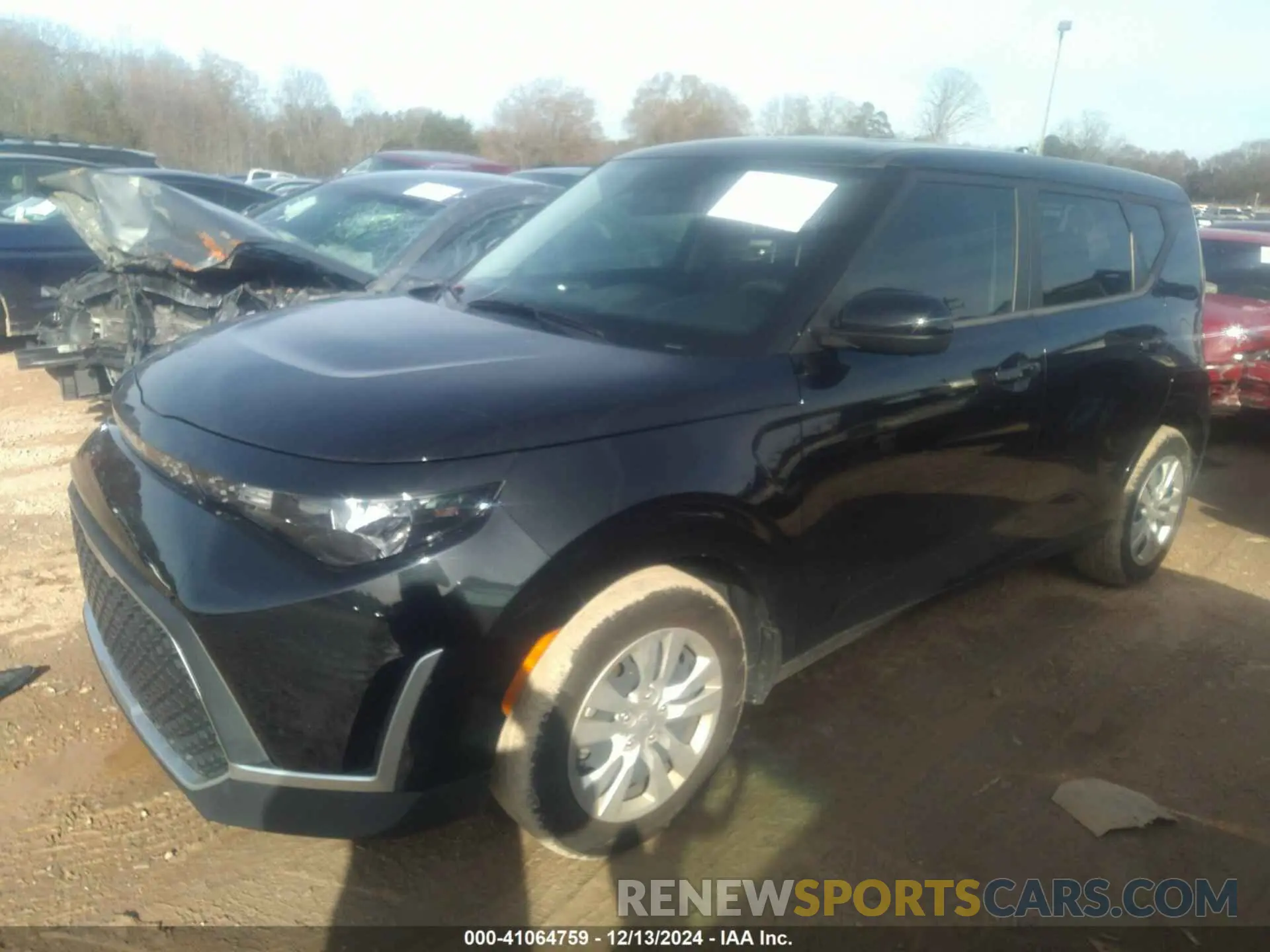 2 fotografías del automóvil dañado KNDJ23AU4P7839040 KIA SOUL 2023
