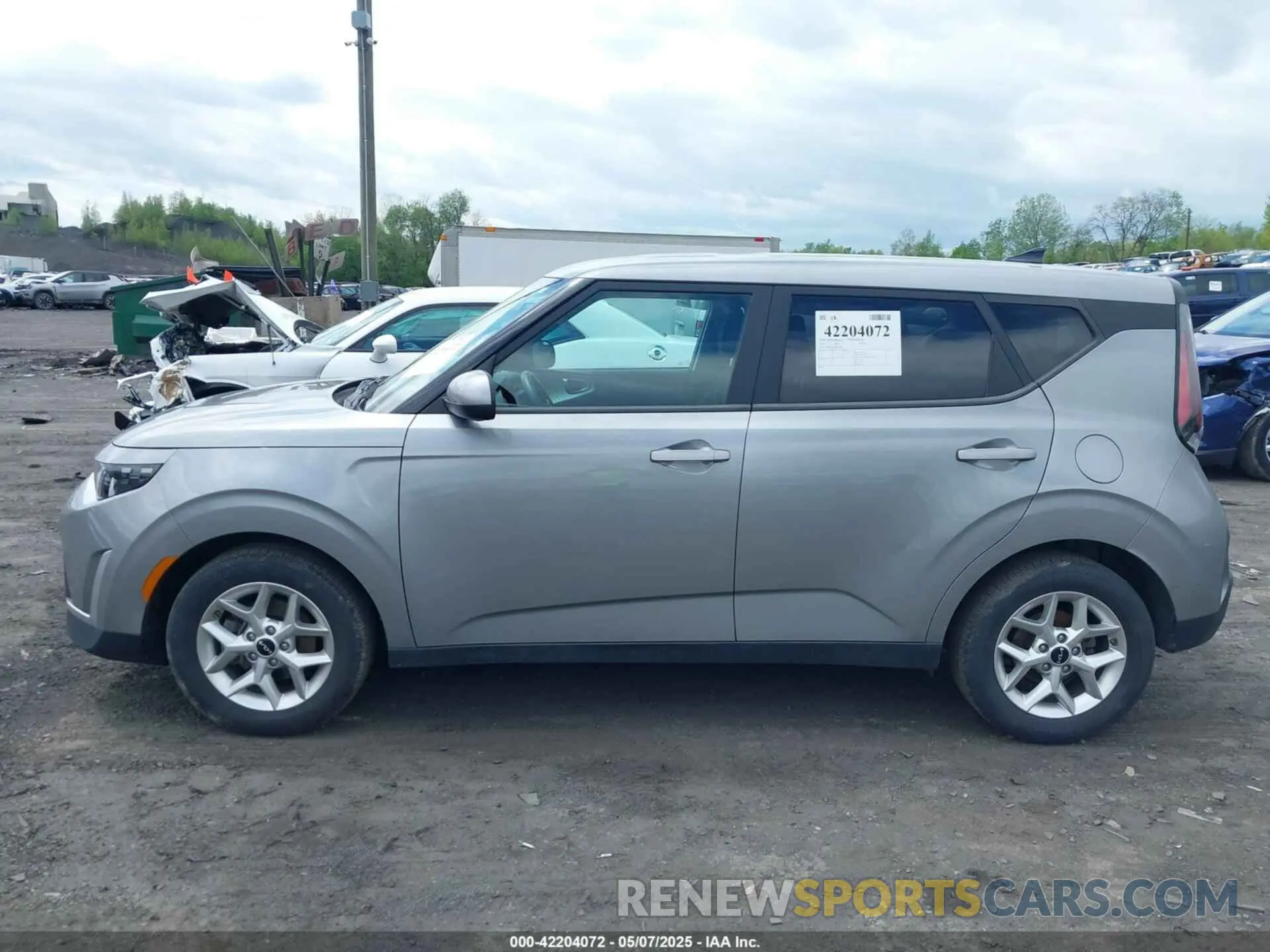 14 fotografías del automóvil dañado KNDJ23AU4P7877898 KIA SOUL 2023