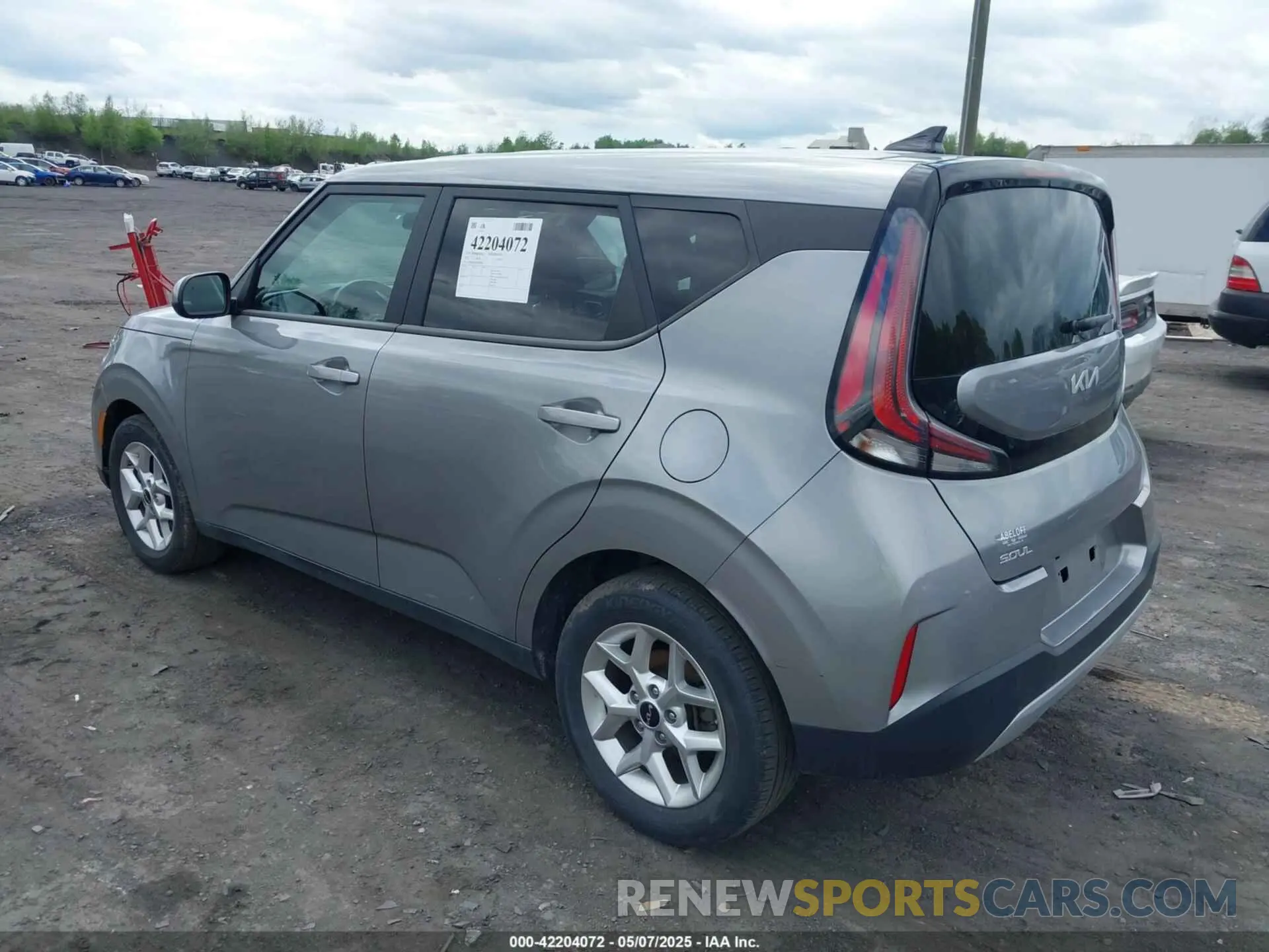 3 fotografías del automóvil dañado KNDJ23AU4P7877898 KIA SOUL 2023