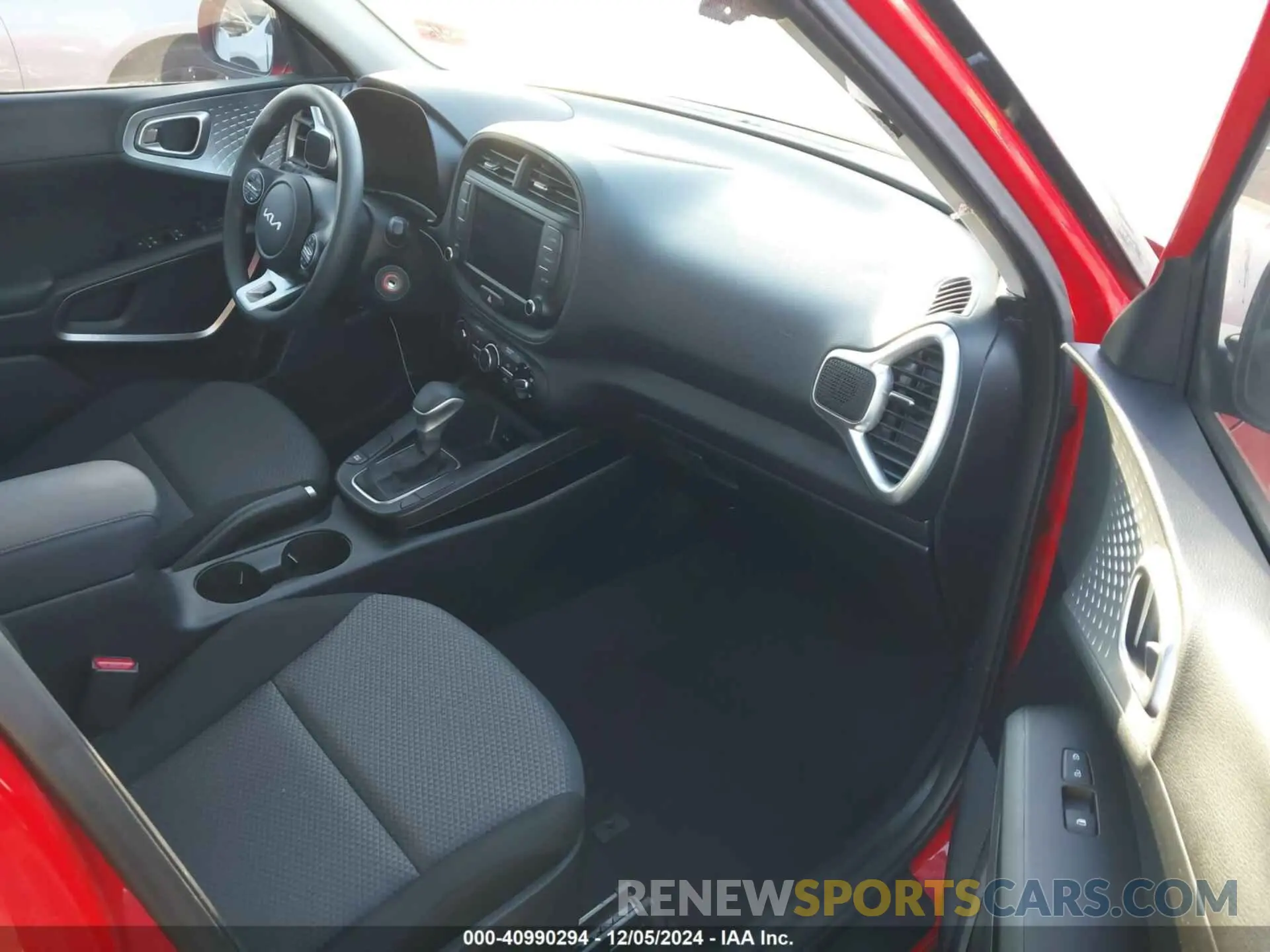 5 fotografías del automóvil dañado KNDJ23AU5P7205414 KIA SOUL 2023